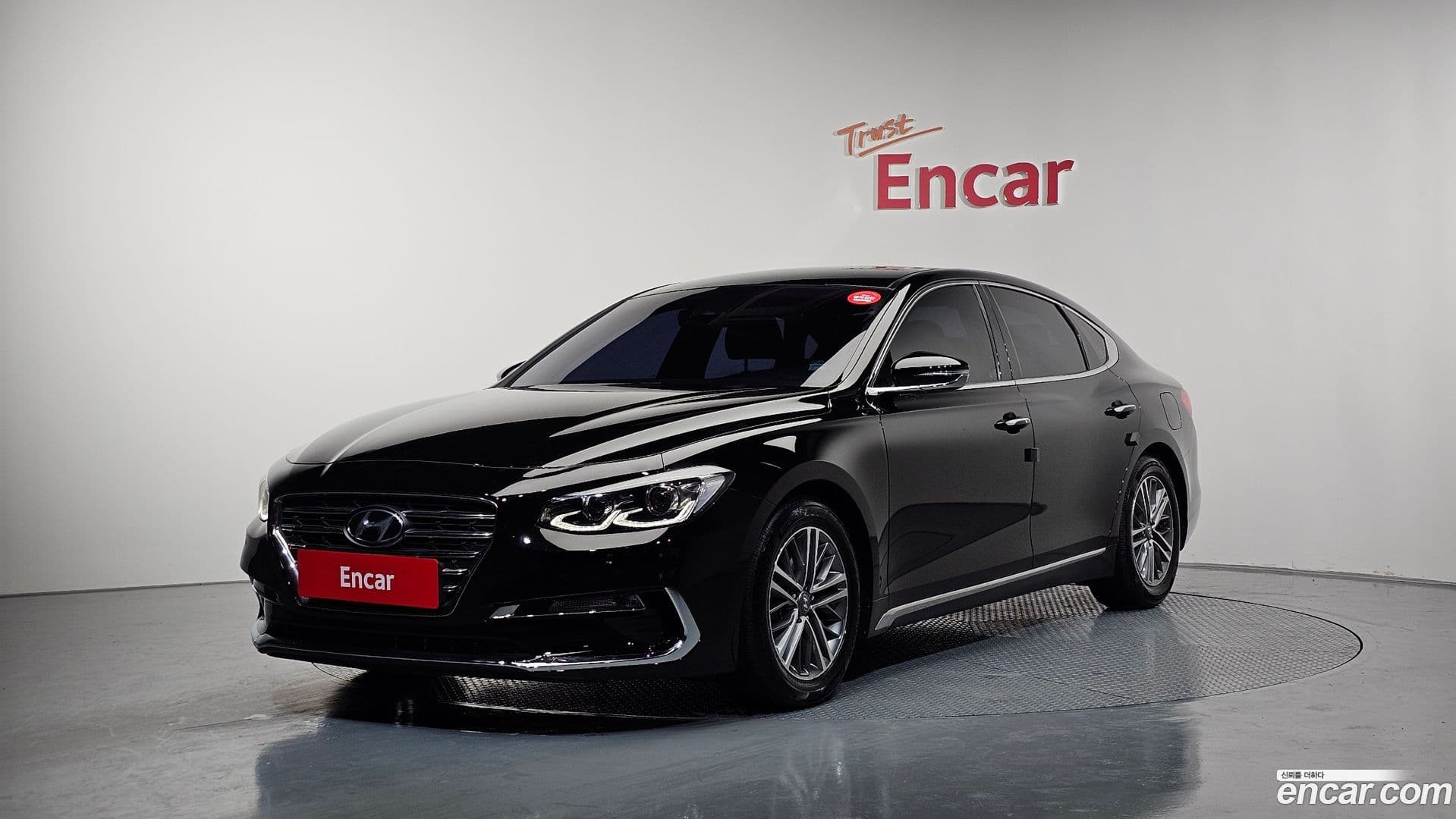 Main__Slider__Photo:Grandeur Hyundai 2019.7-0