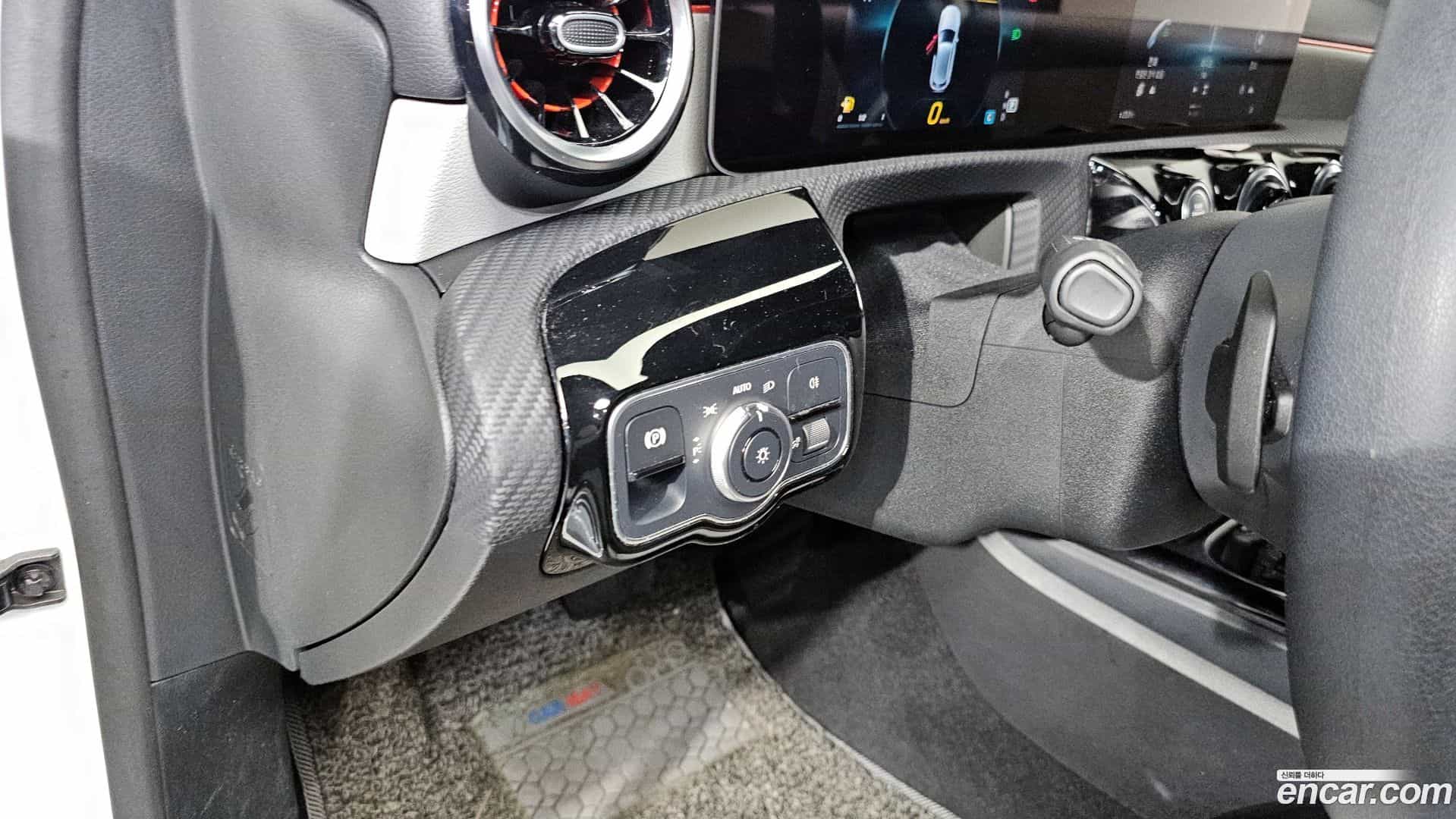 A-Class Mercedes-Benz 2020.0-OPTION-018