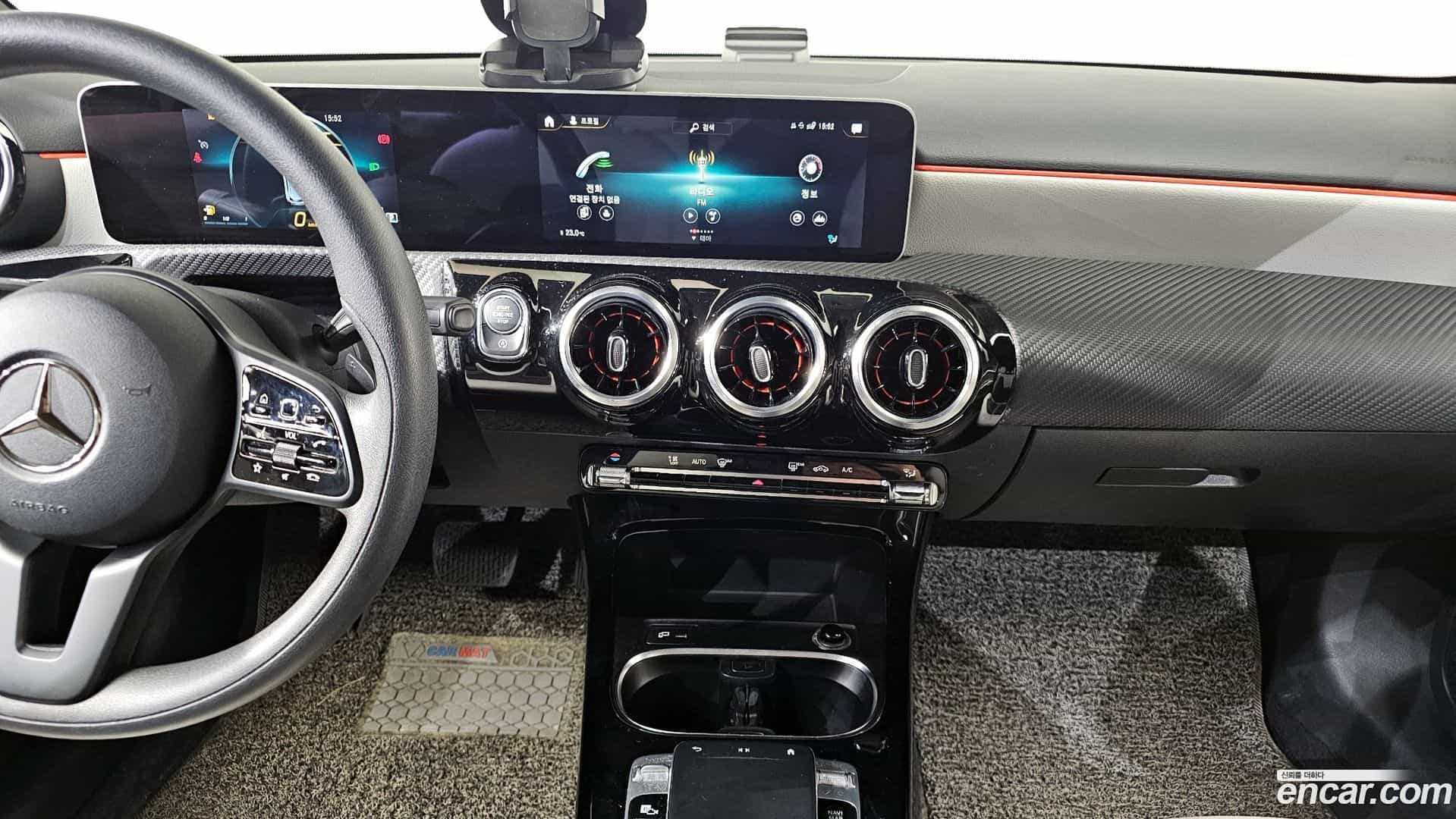 A-Class Mercedes-Benz 2020.0-OPTION-019