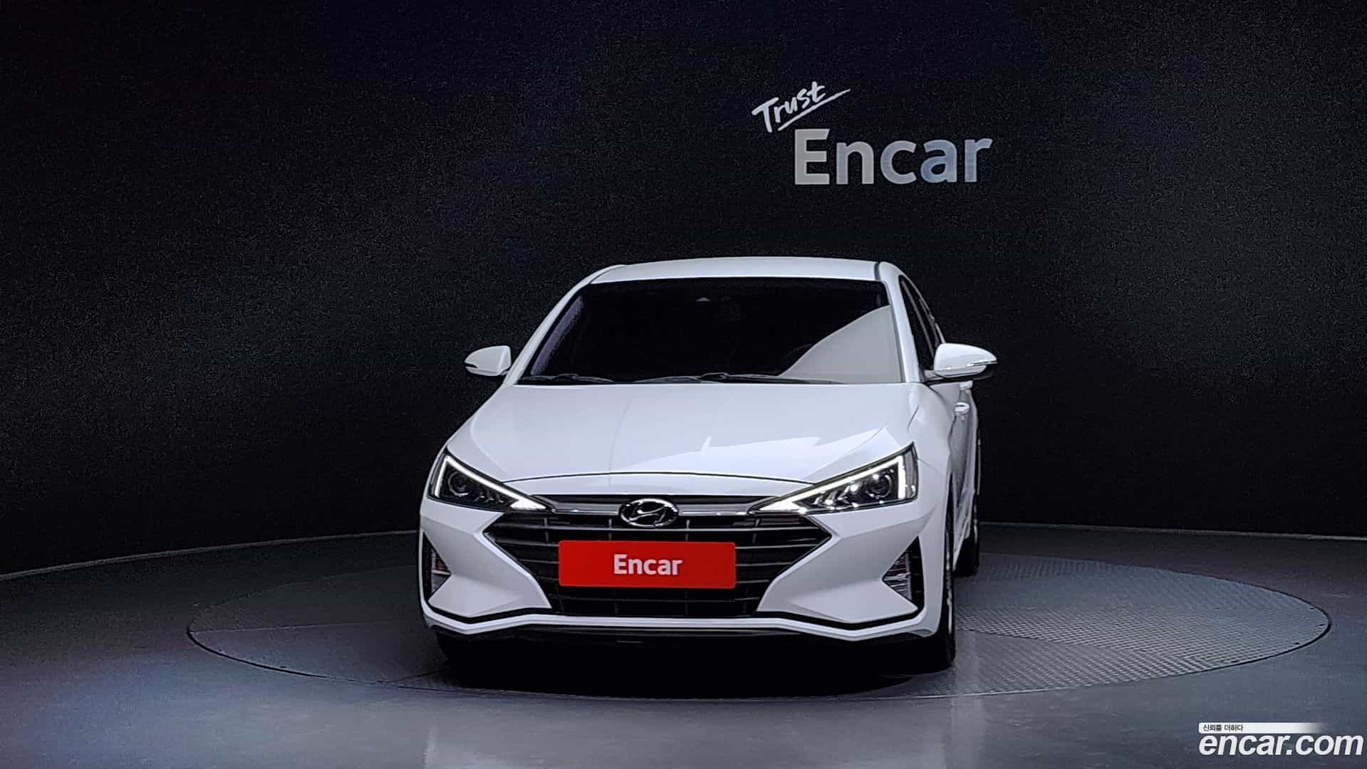 AVANTE Hyundai 2019.0-OUTER-003