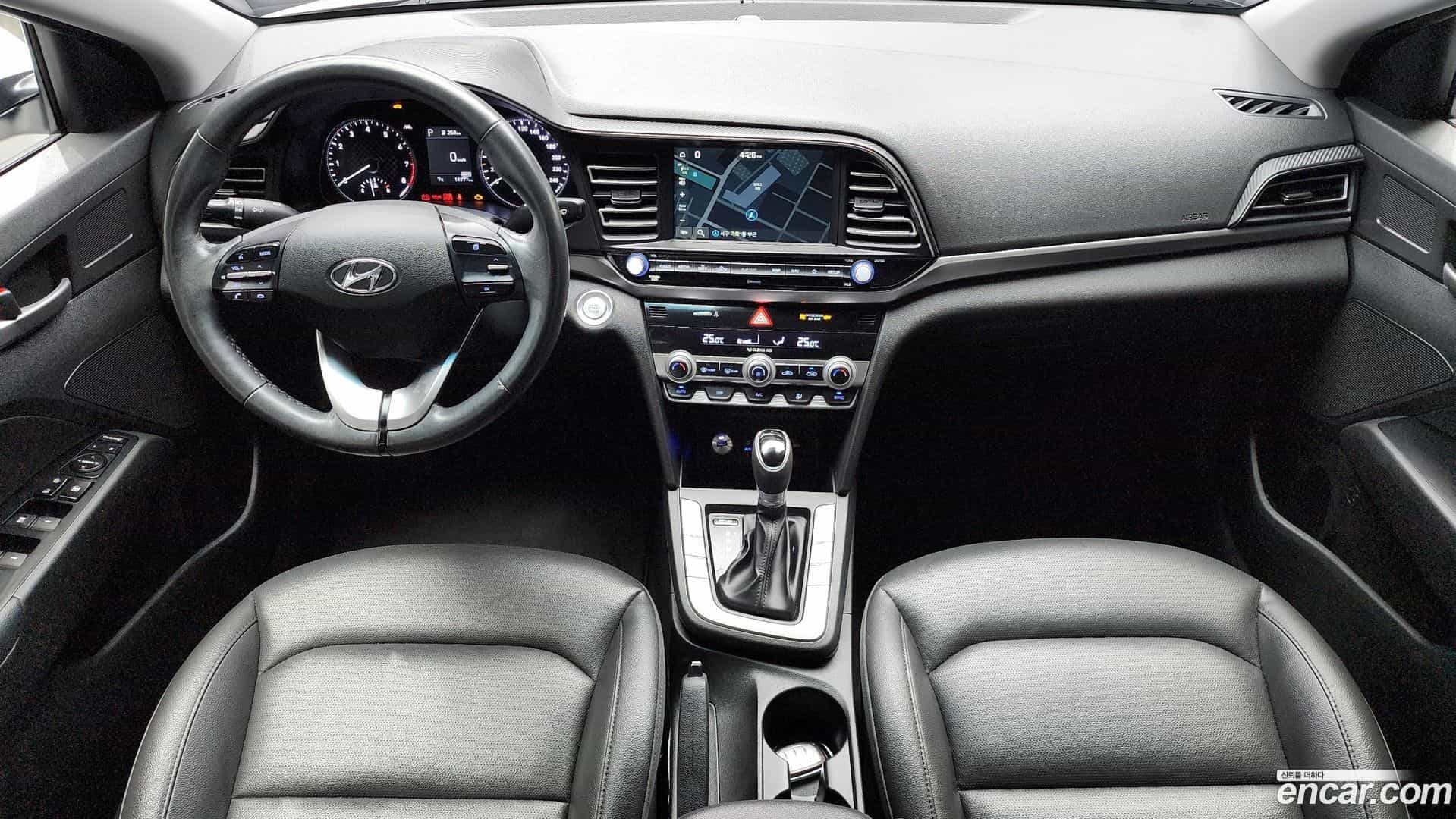 AVANTE Hyundai 2019.0-INNER-007