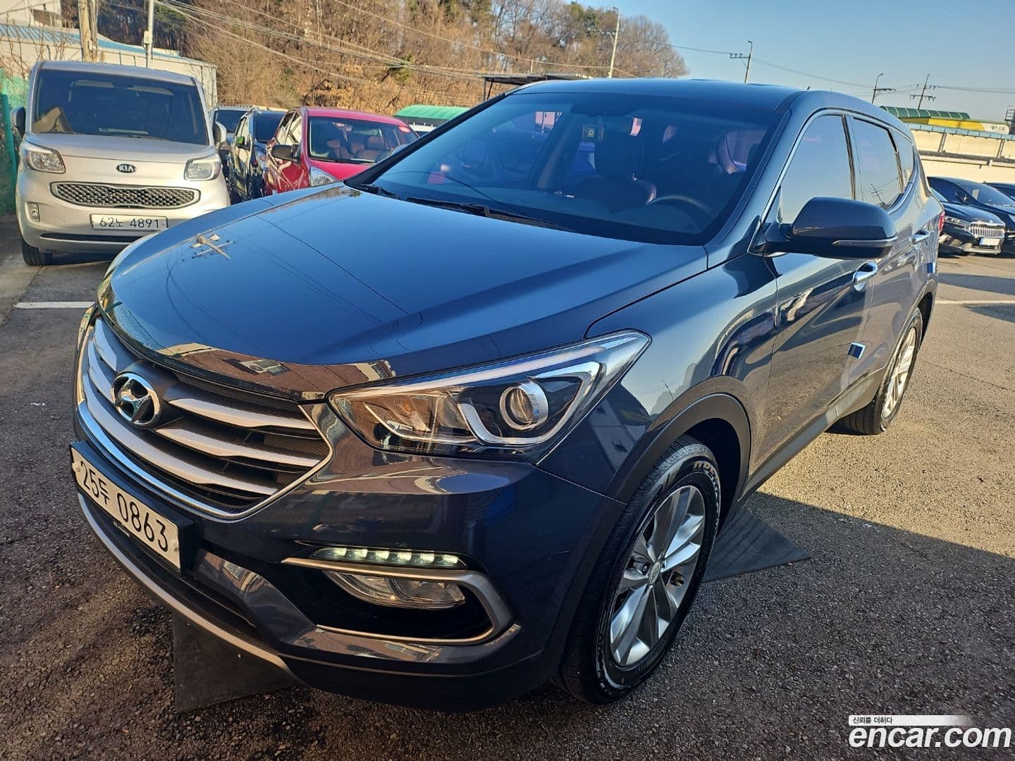 Main__Slider__Photo:Santafe Hyundai 2016.5-0