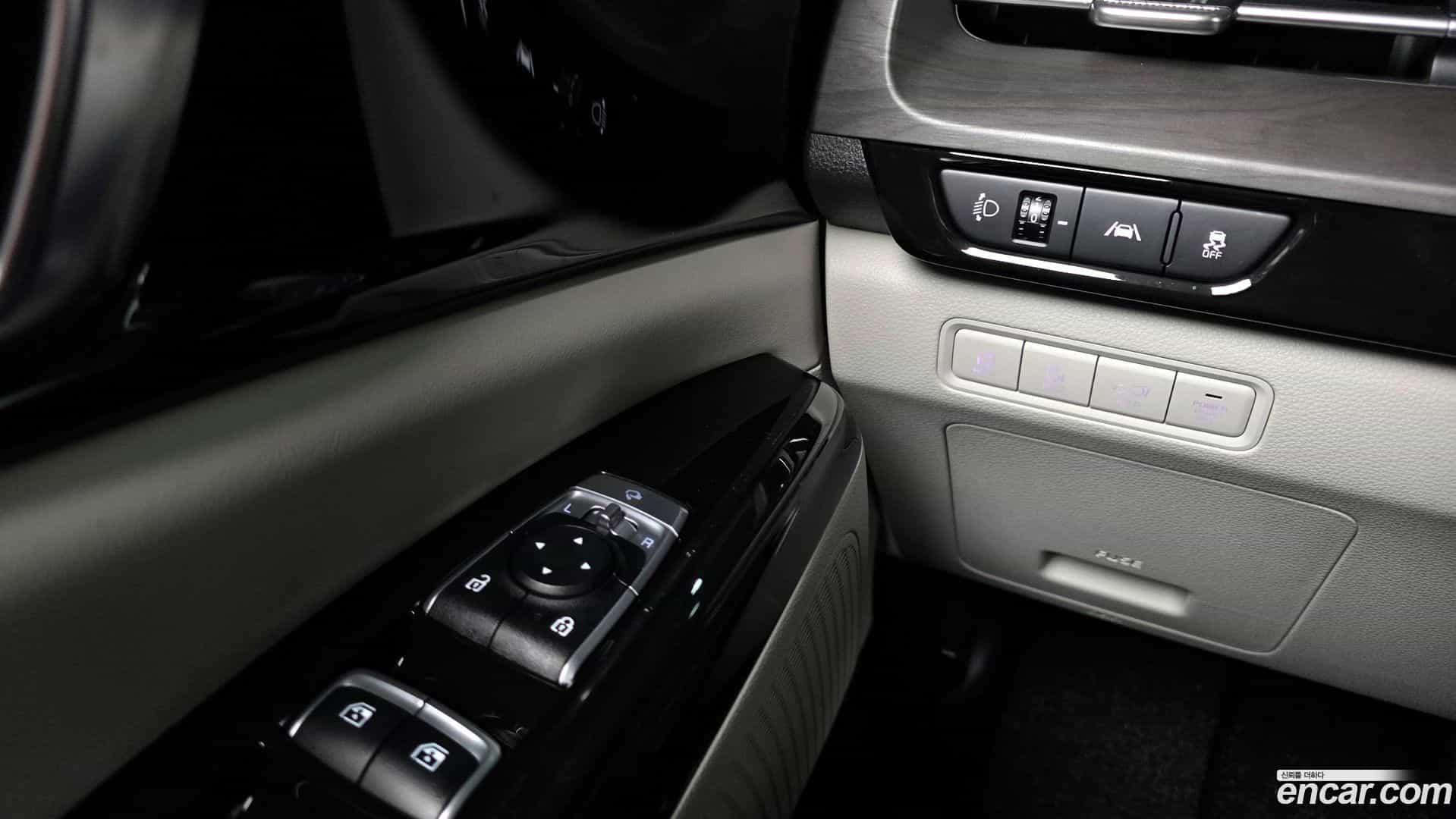 Canival Kia 2023.5-OPTION-022