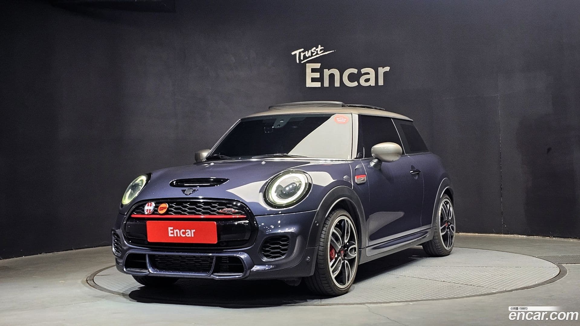 Main__Slider__Photo:Cooper Mini 2021.0-0