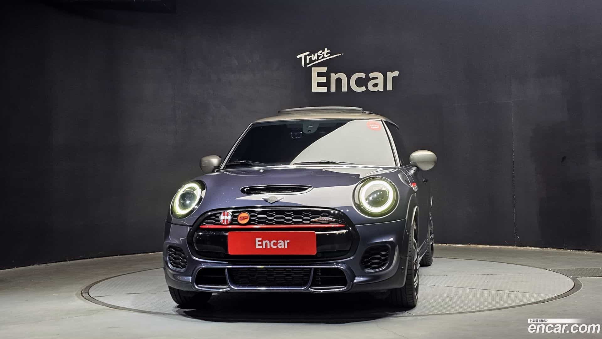 Cooper Mini 2021.0-OUTER-003