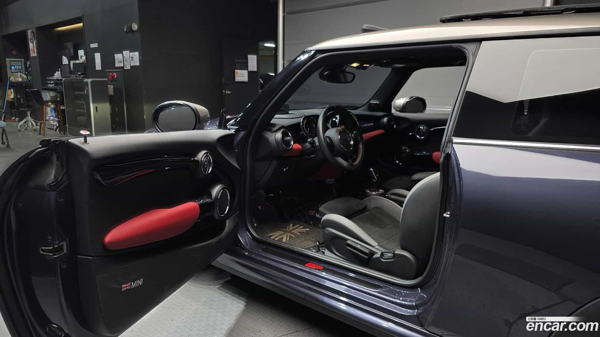 Cooper Mini 2021.0-OPTION-015