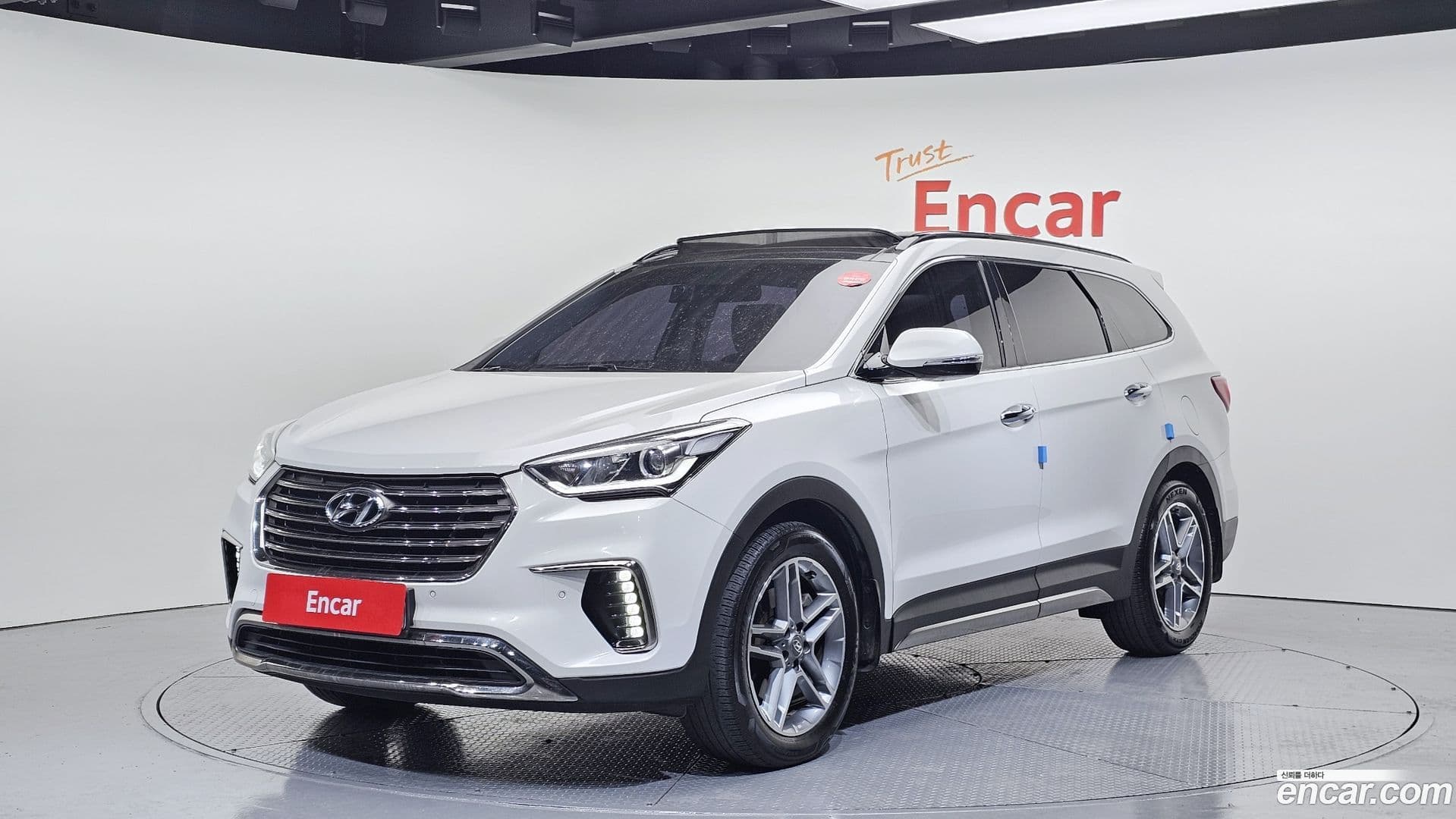 Main__Slider__Photo:Maxcruz Hyundai 2017.2-0