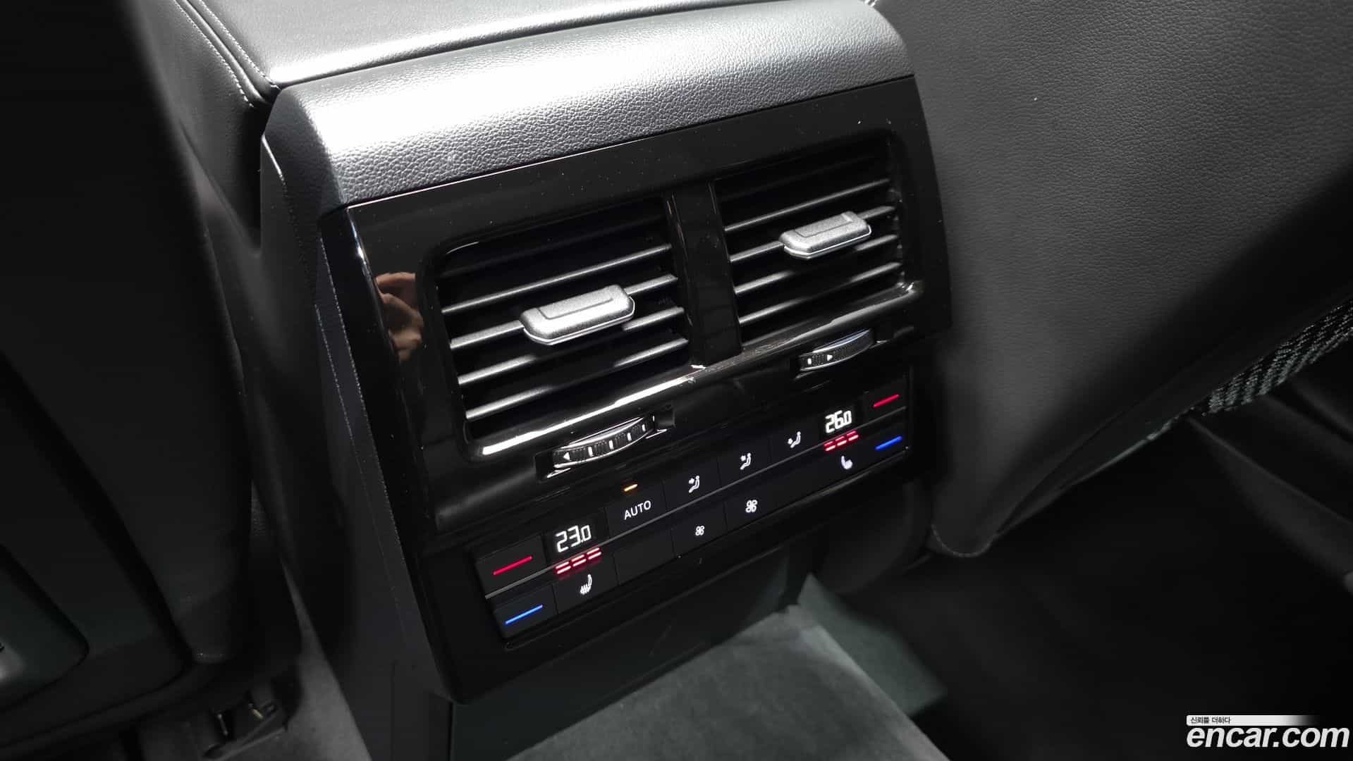 Touareg Volkswagen 2020.8-OPTION-023