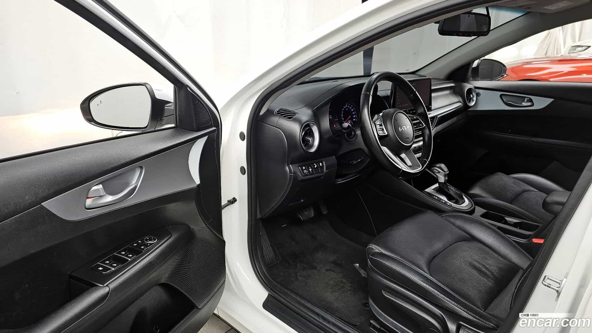 K3 Kia 2022.0-INNER-010