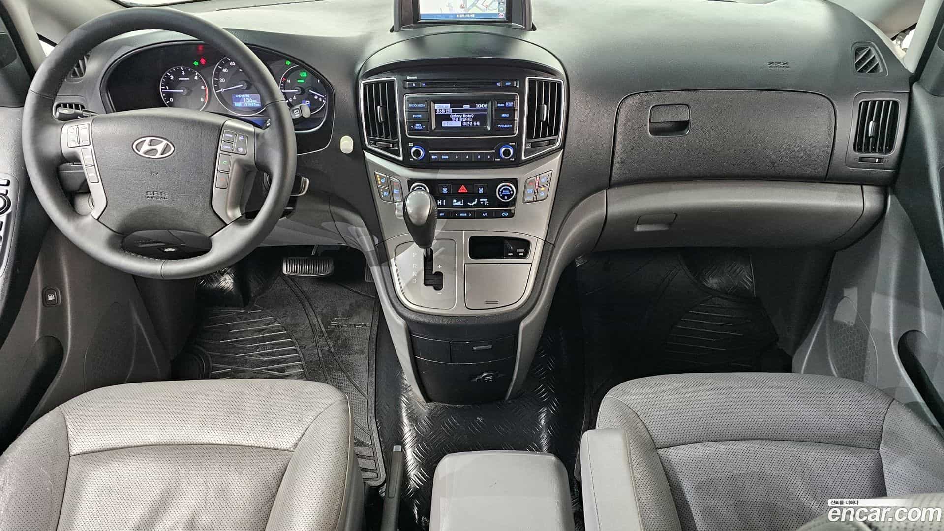 Starex Hyundai 2015.10-INNER-007