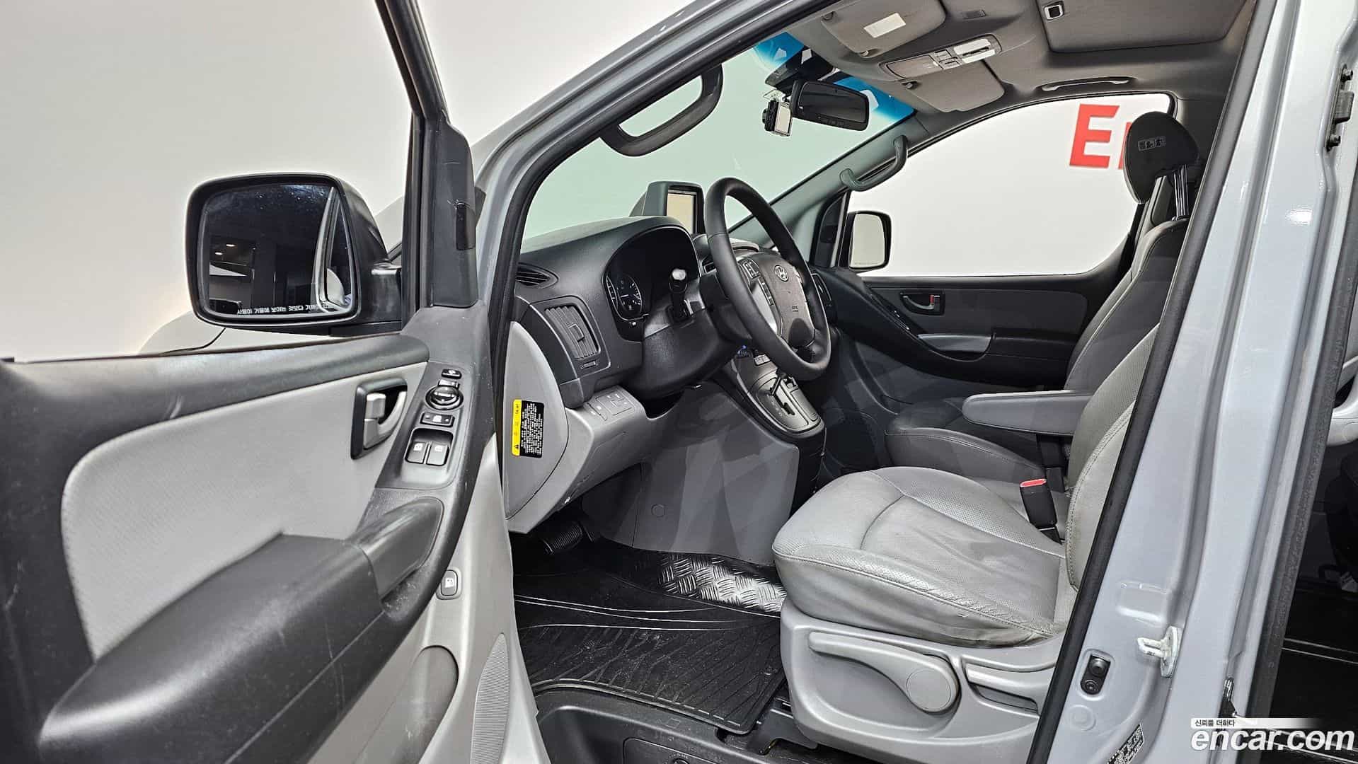 Starex Hyundai 2015.10-OPTION-015