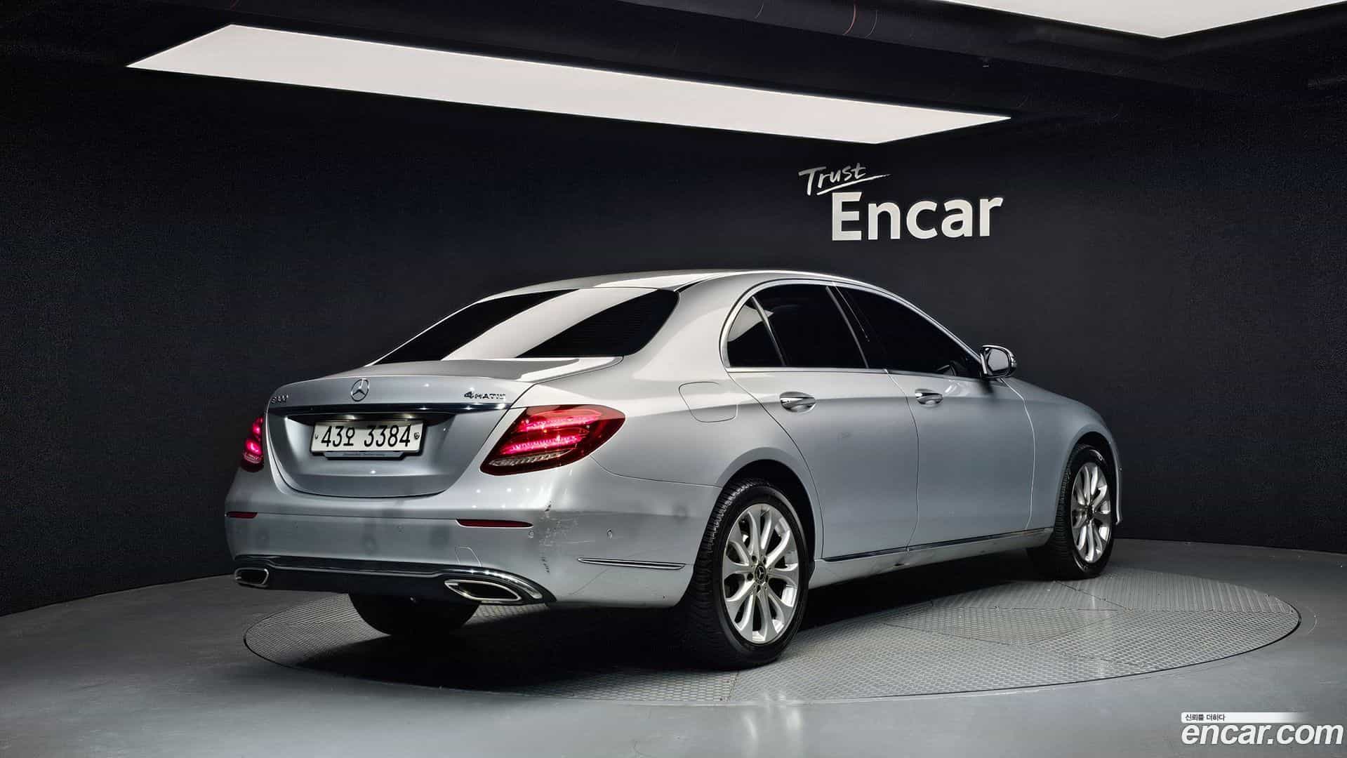 E-Class Mercedes-Benz 2018.0-OUTER-002