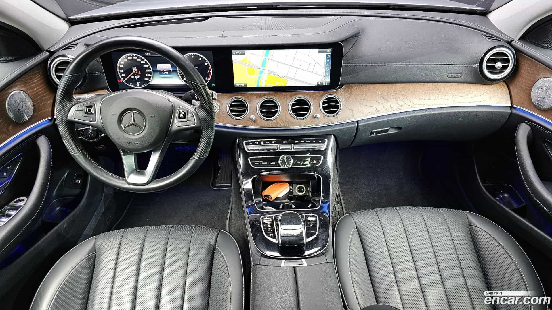 E-Class Mercedes-Benz 2018.0-INNER-007