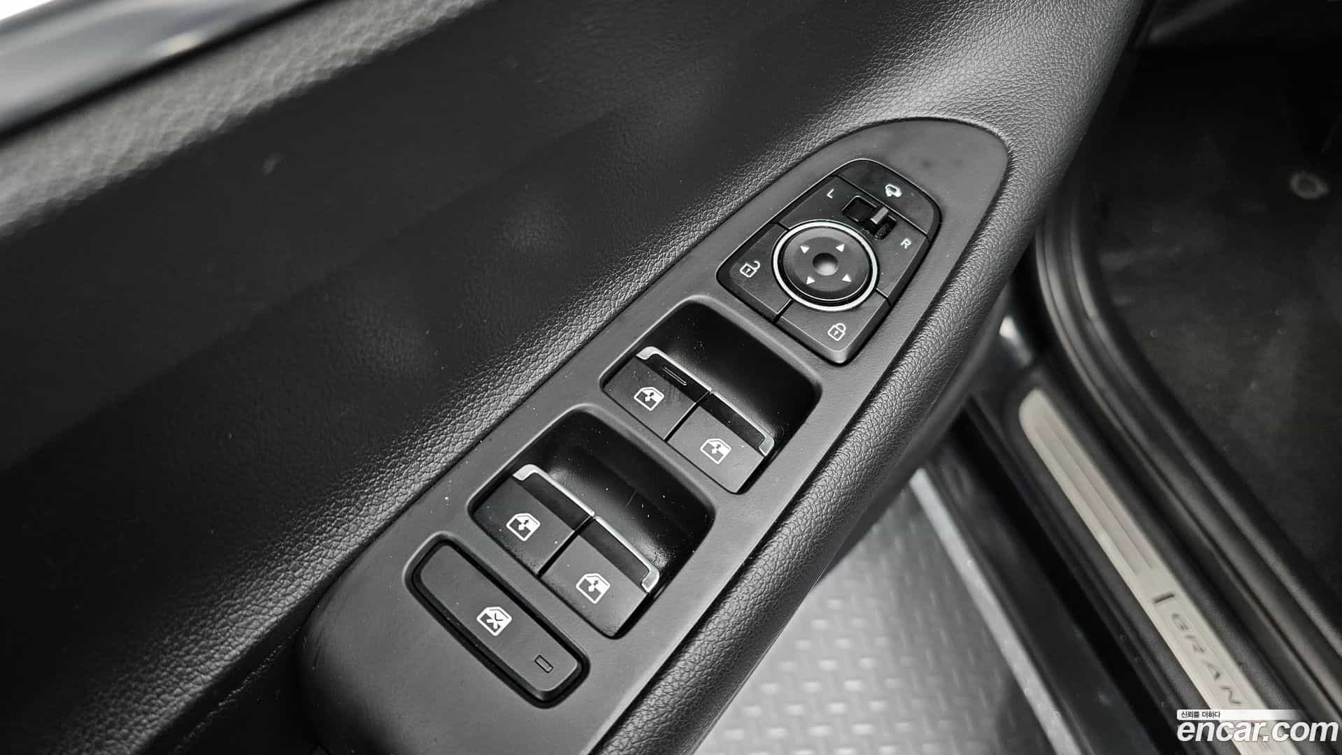 Grandeur Hyundai 2020.10-OPTION-016