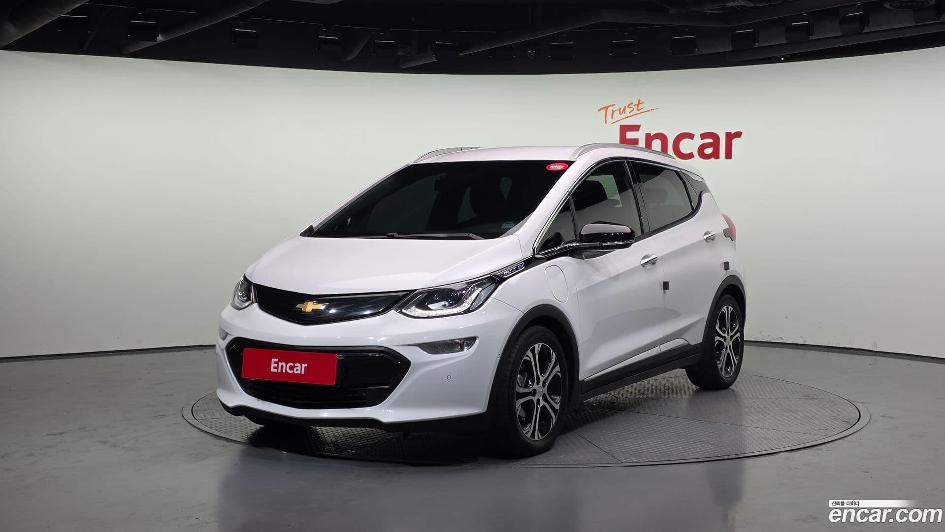 Main__Slider__Photo:Bolt EV Chevrolet 2018.7-0