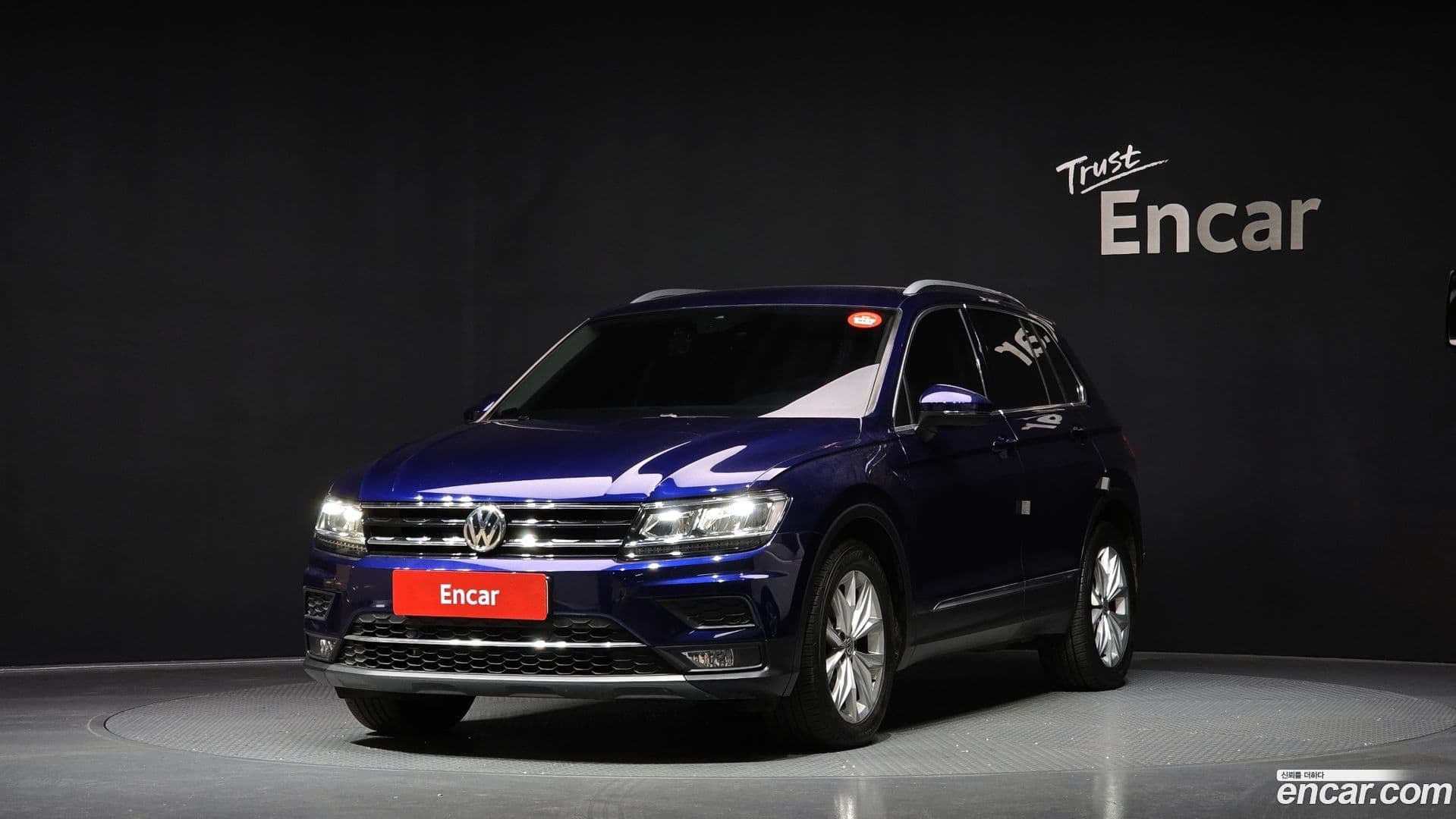 Main__Slider__Photo:Tiguan Volkswagen 2018.4-0