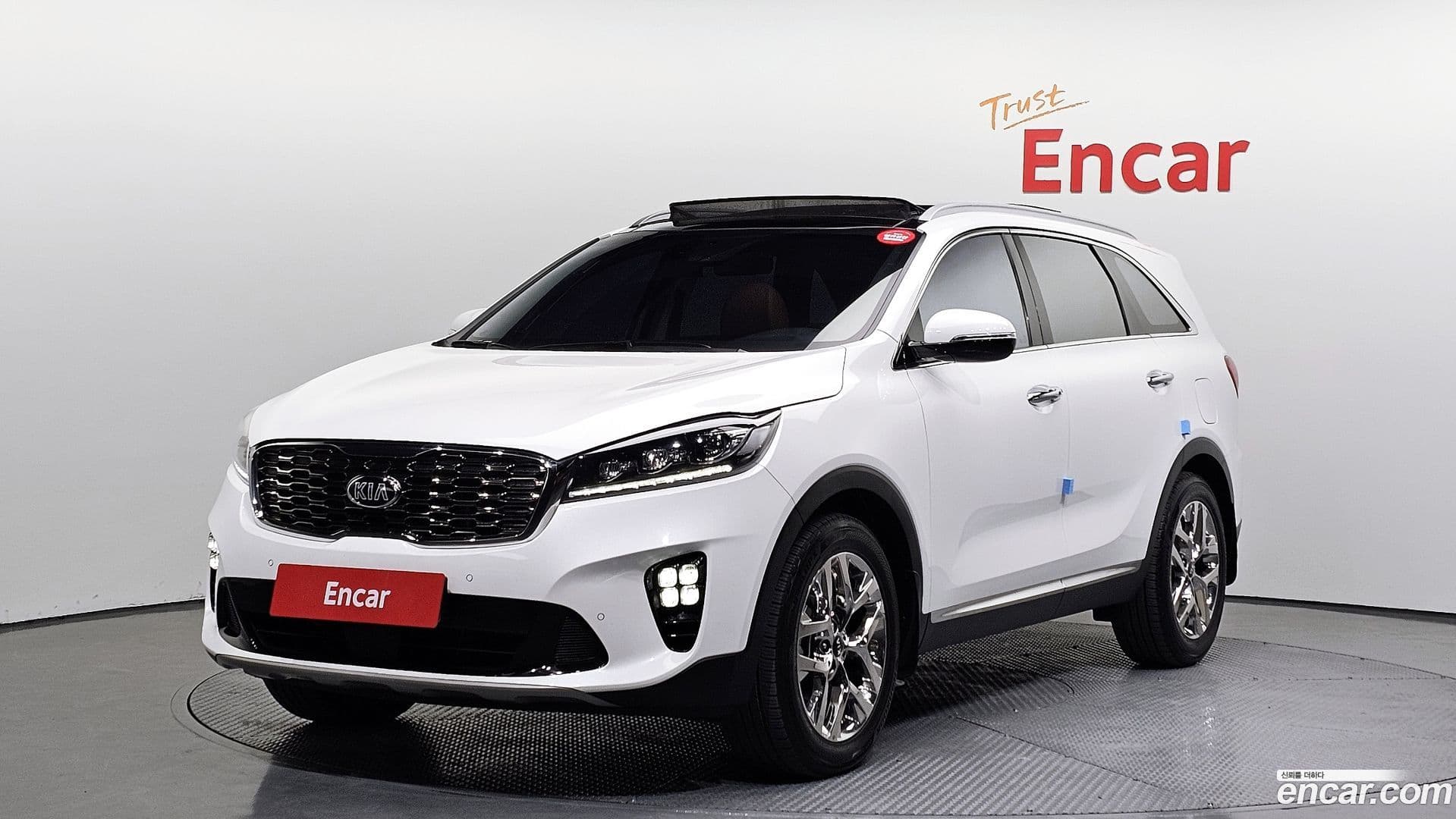 Main__Slider__Photo:Sorento Kia 2019.2-0