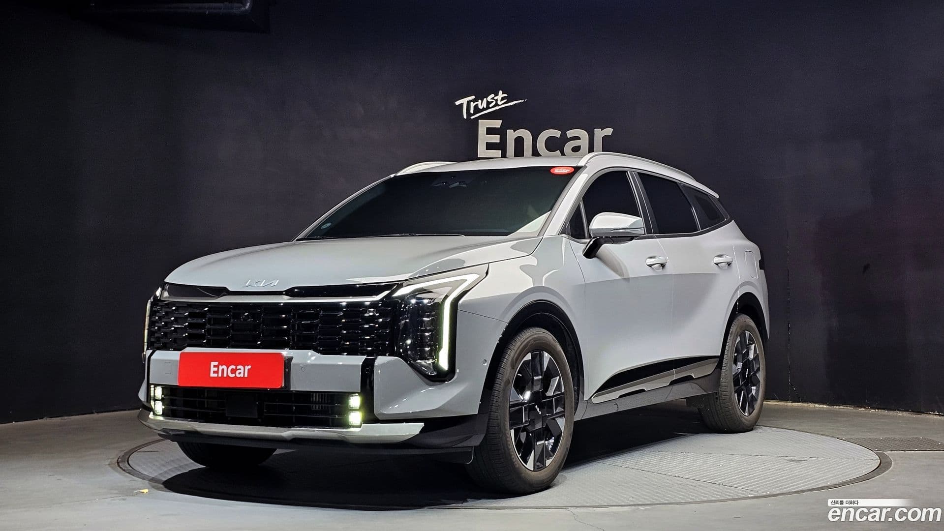 Main__Slider__Photo:Sportage Kia 2025.1-0