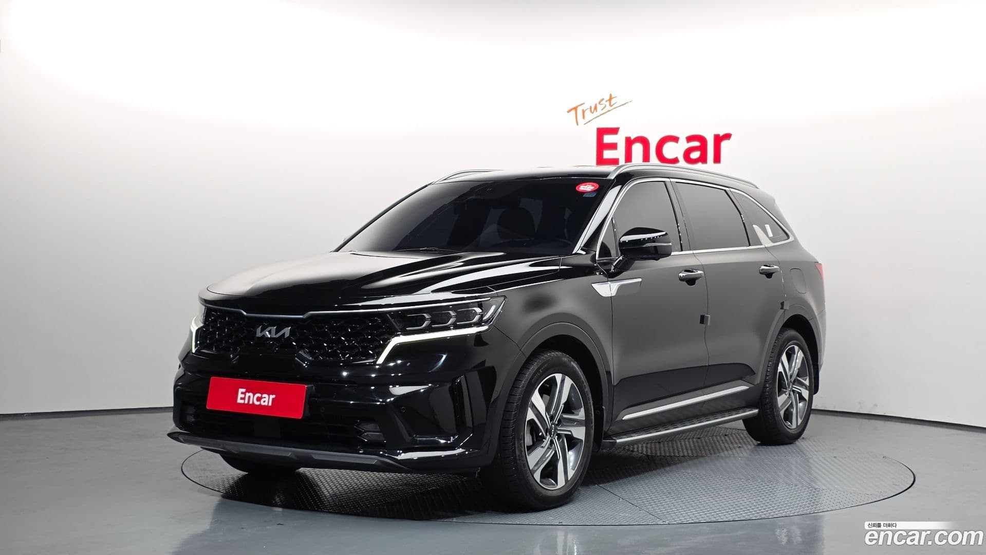 Main__Slider__Photo:Sorento Kia 2022.2-0
