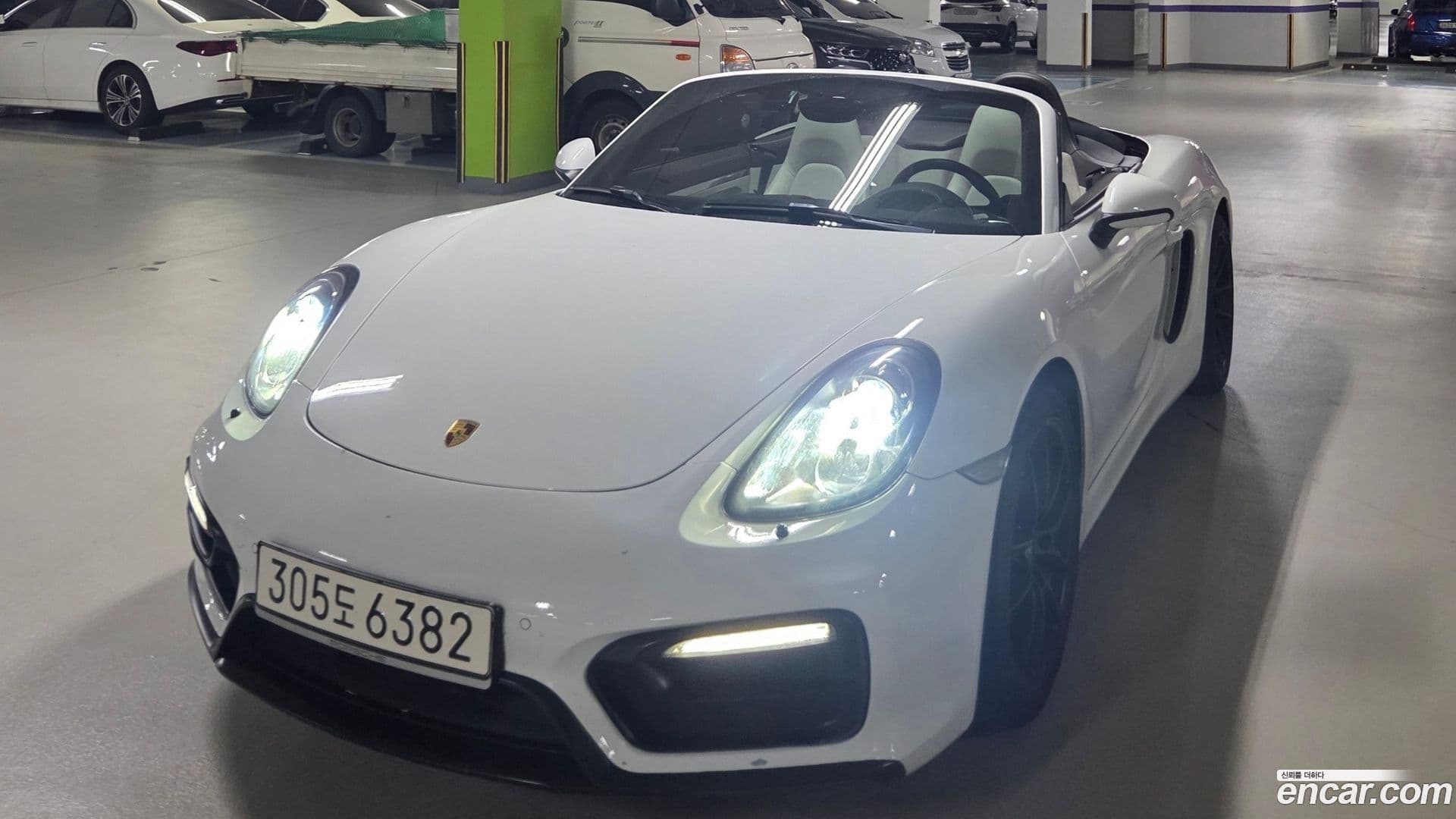 Main__Slider__Photo:Boxster Porsche 2013.11-0