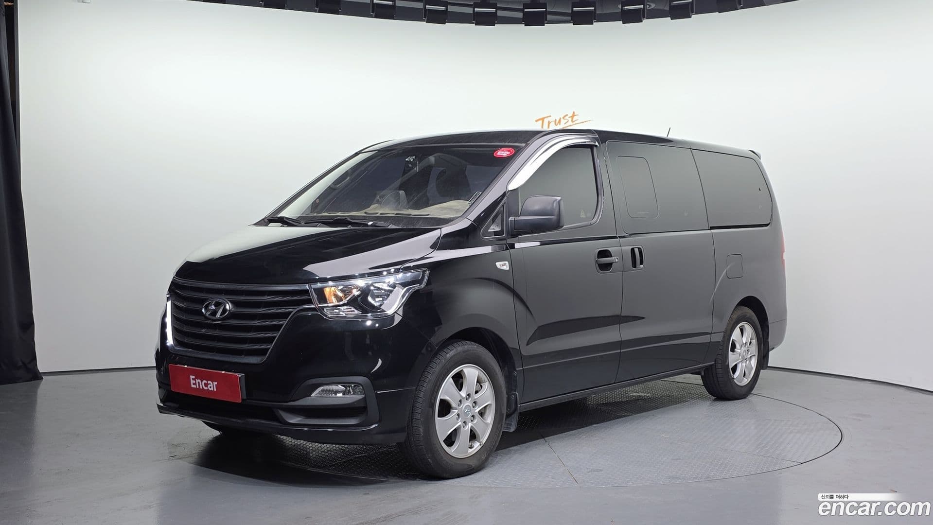 Main__Slider__Photo:Starex Hyundai 2018.6-0