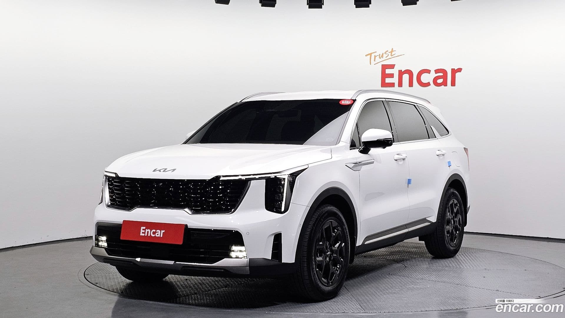 Main__Slider__Photo:Sorento Kia 2024.8-0