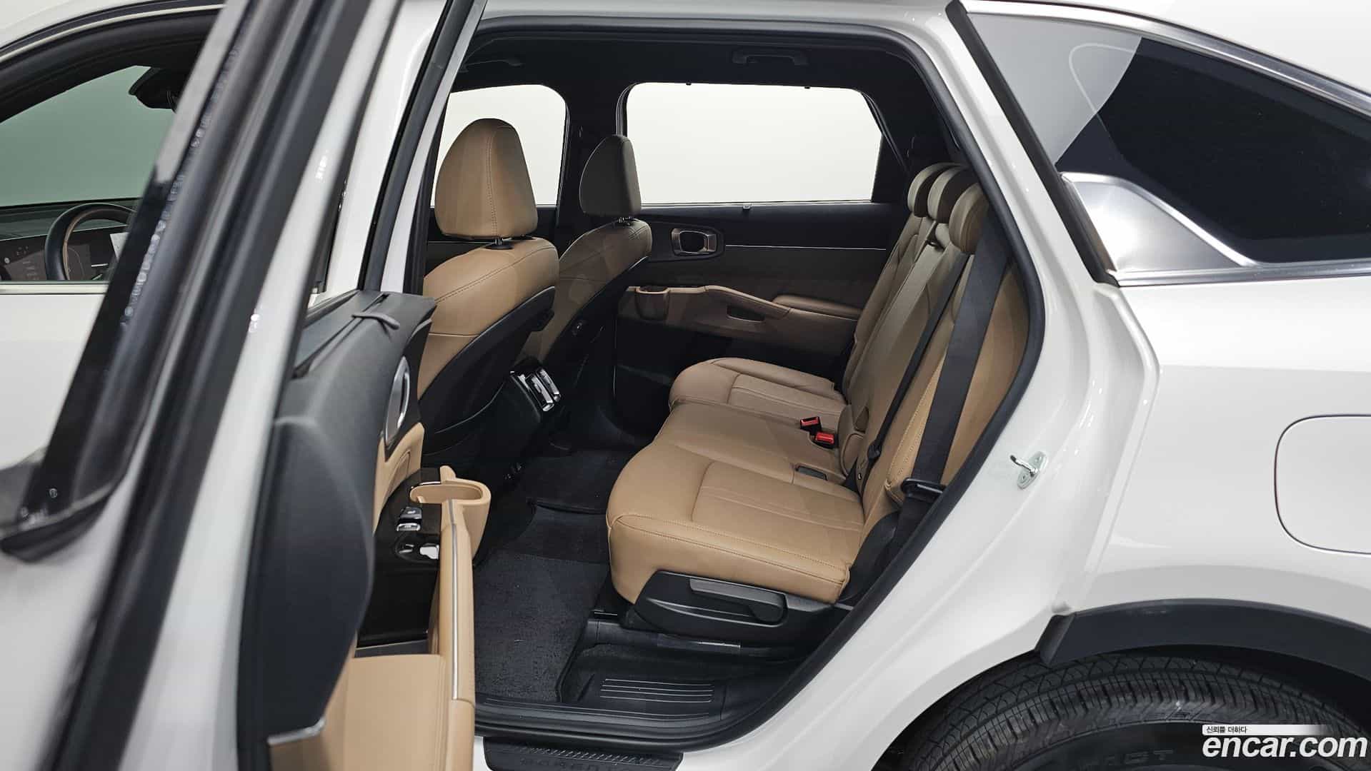Sorento Kia 2024.8-OPTION-015