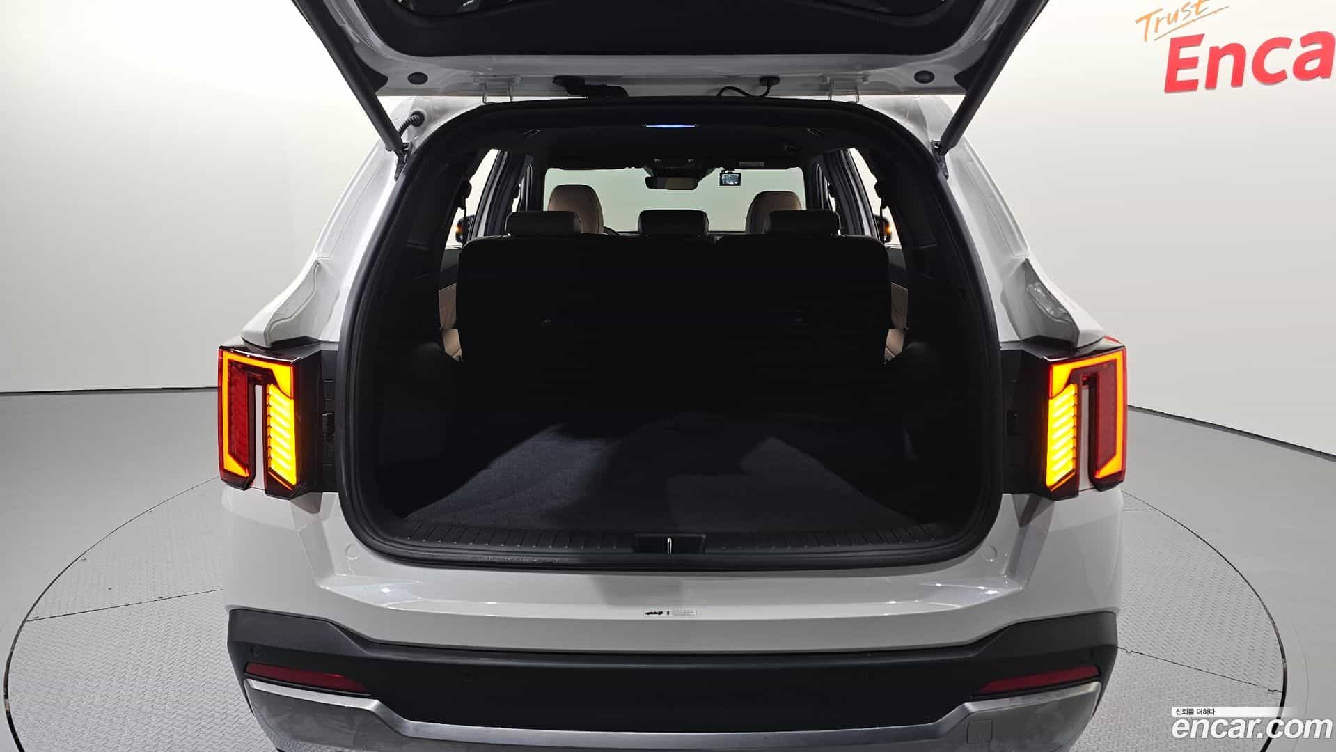 Sorento Kia 2024.8-OPTION-024