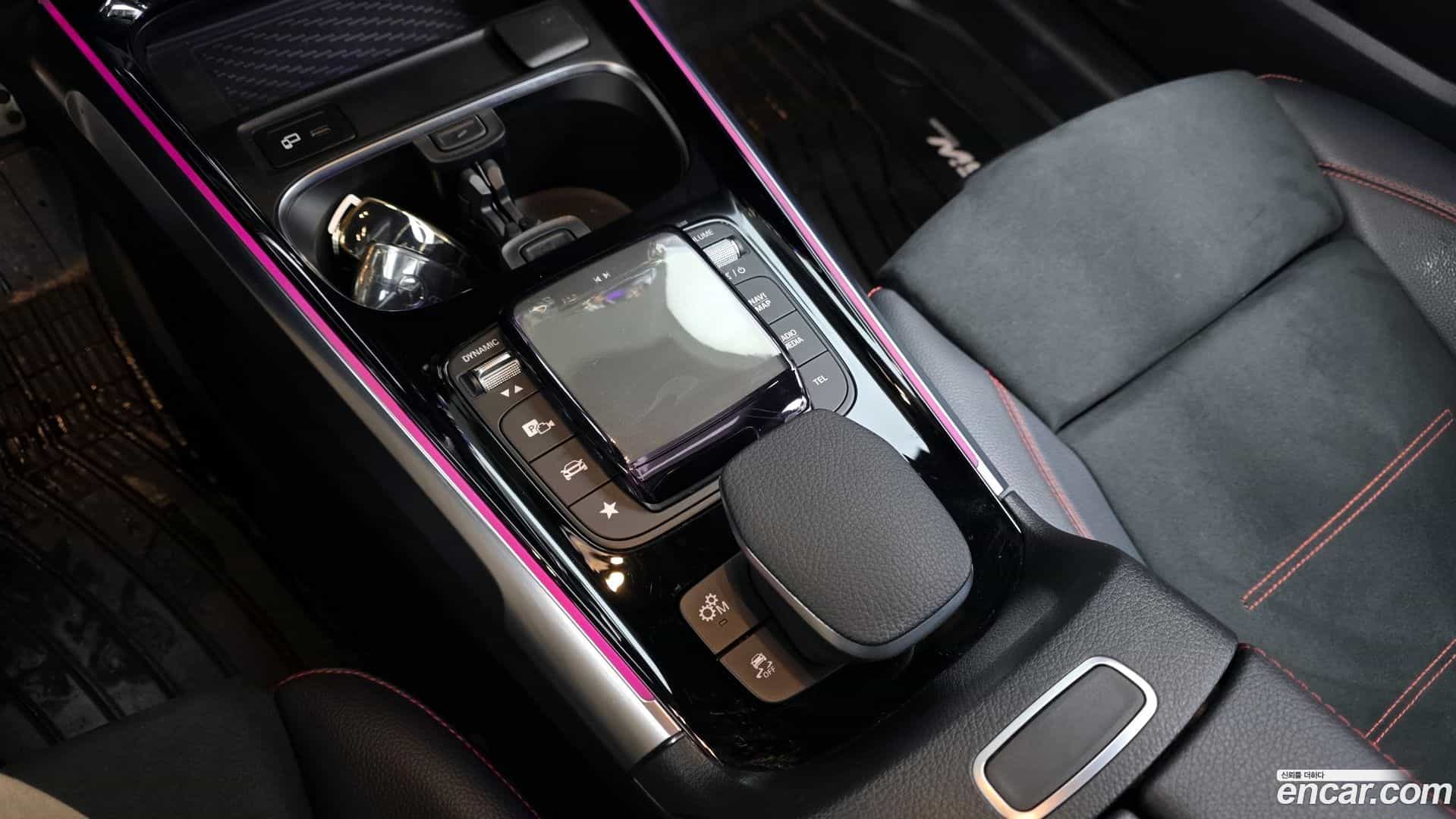 GLB-Class Mercedes-Benz 2021.1-OPTION-023