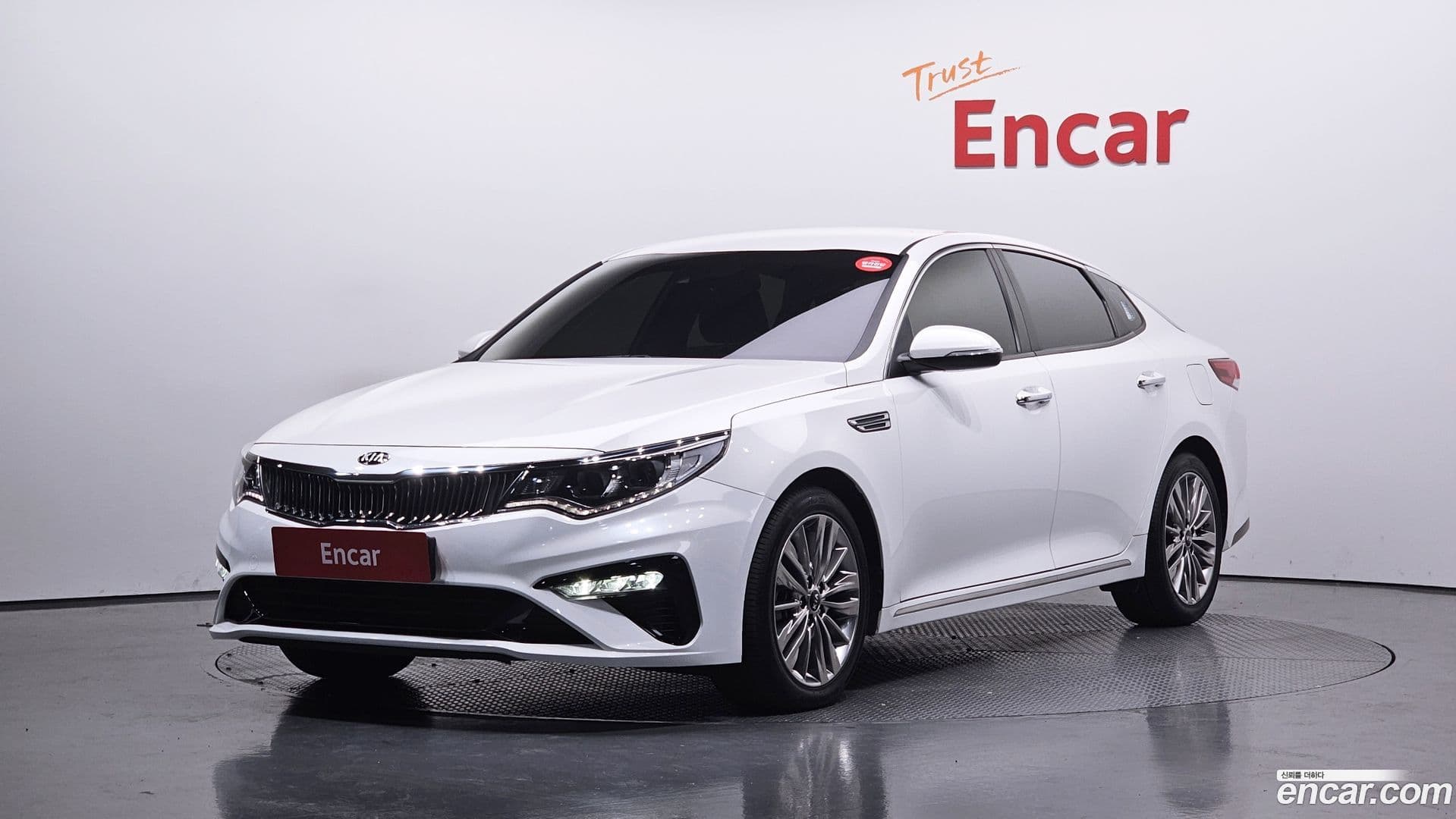 Main__Slider__Photo:K5 Kia 2019.5-0