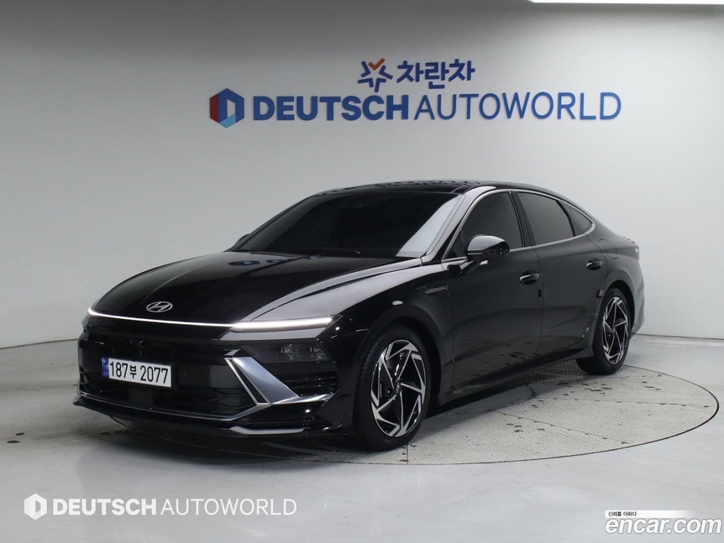 Main__Slider__Photo:Sonata Hyundai 2023.10-0