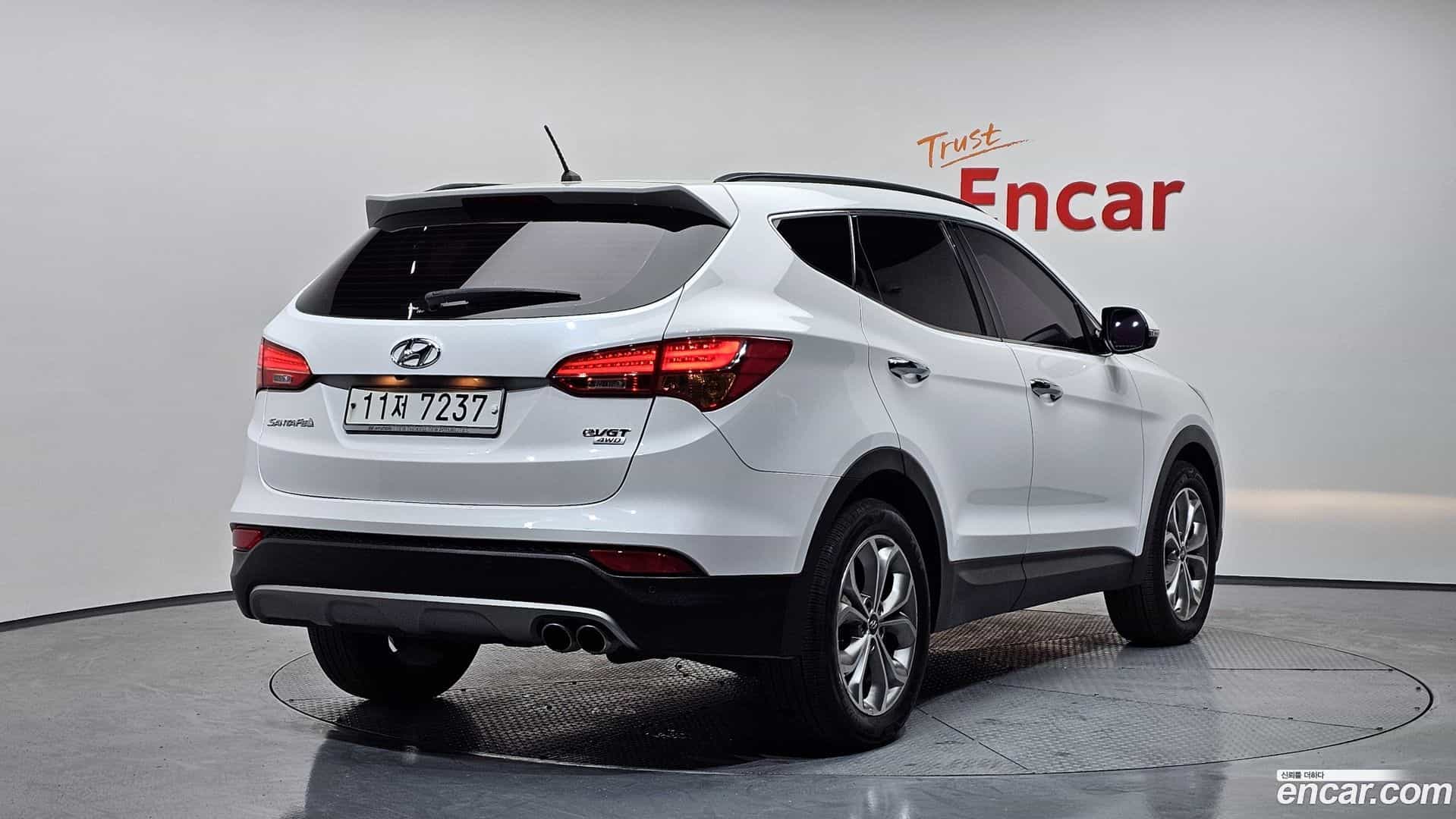Santafe Hyundai 2015.3-OUTER-002
