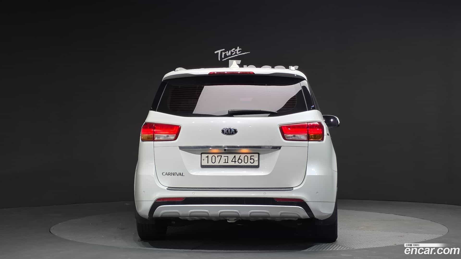 Canival Kia 2018.1-OUTER-004