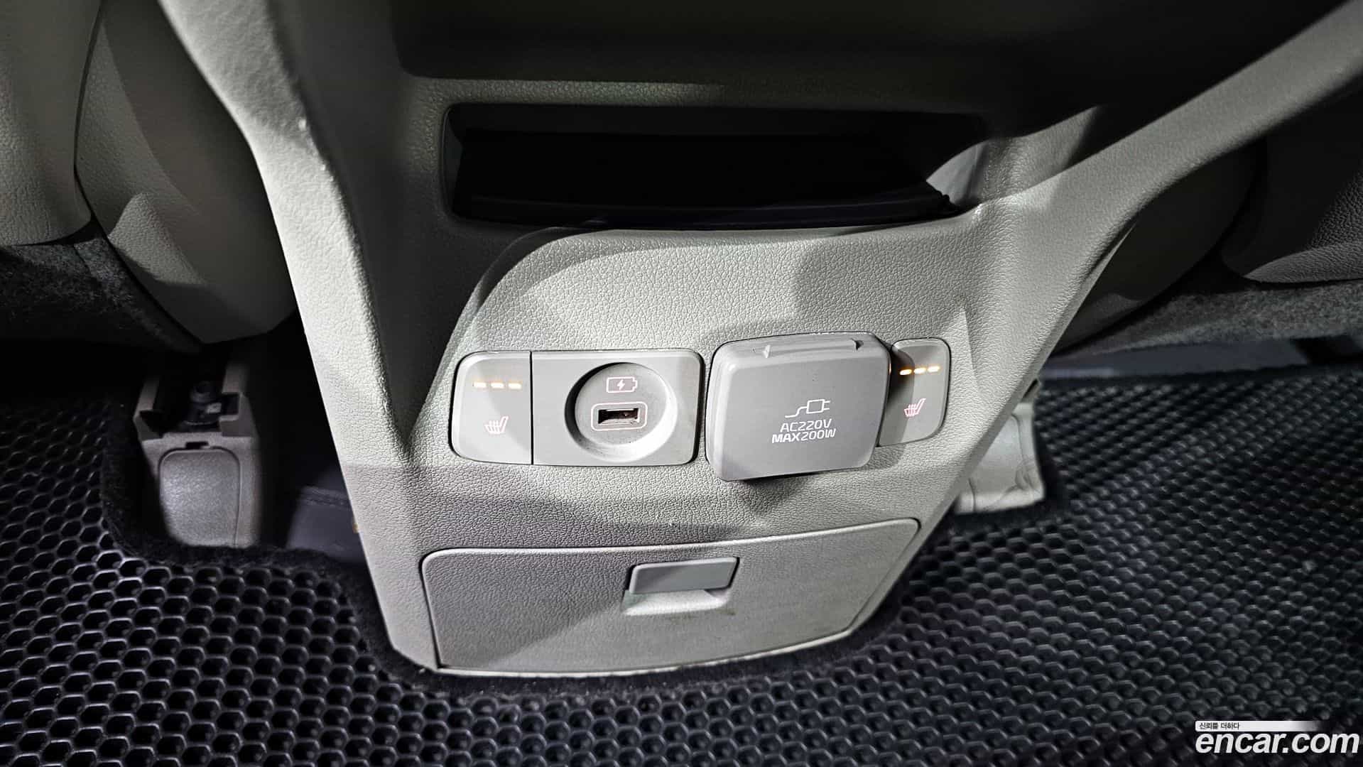 Canival Kia 2018.7-OPTION-023