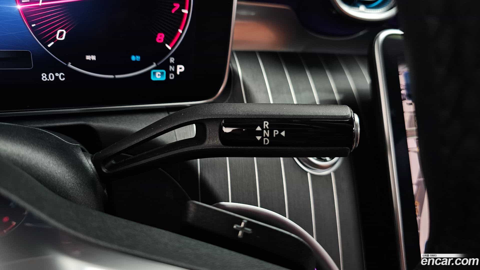 C-Class Mercedes-Benz 2023.3-INNER-009