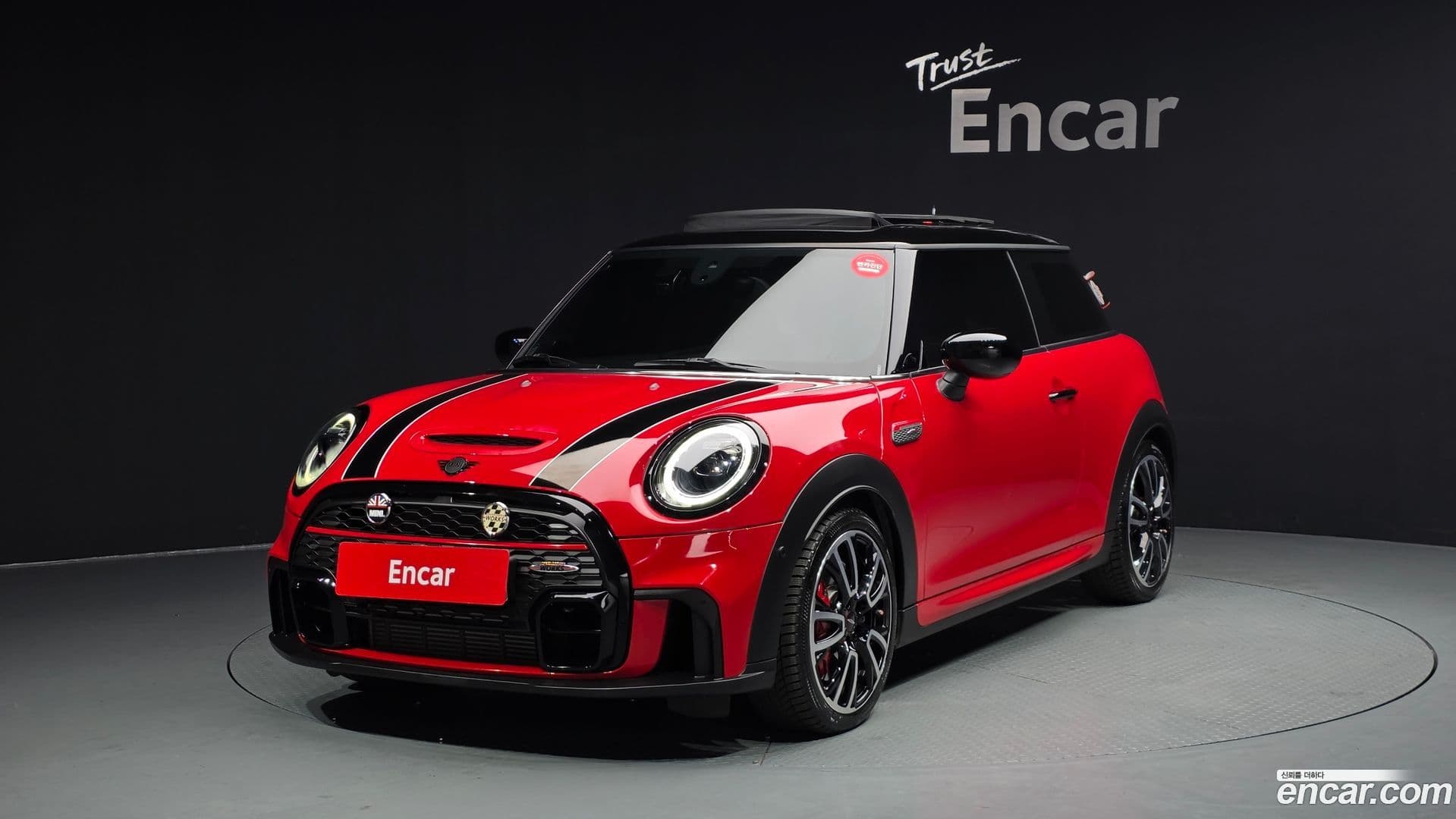 Main__Slider__Photo:Cooper Mini 2023.5-0