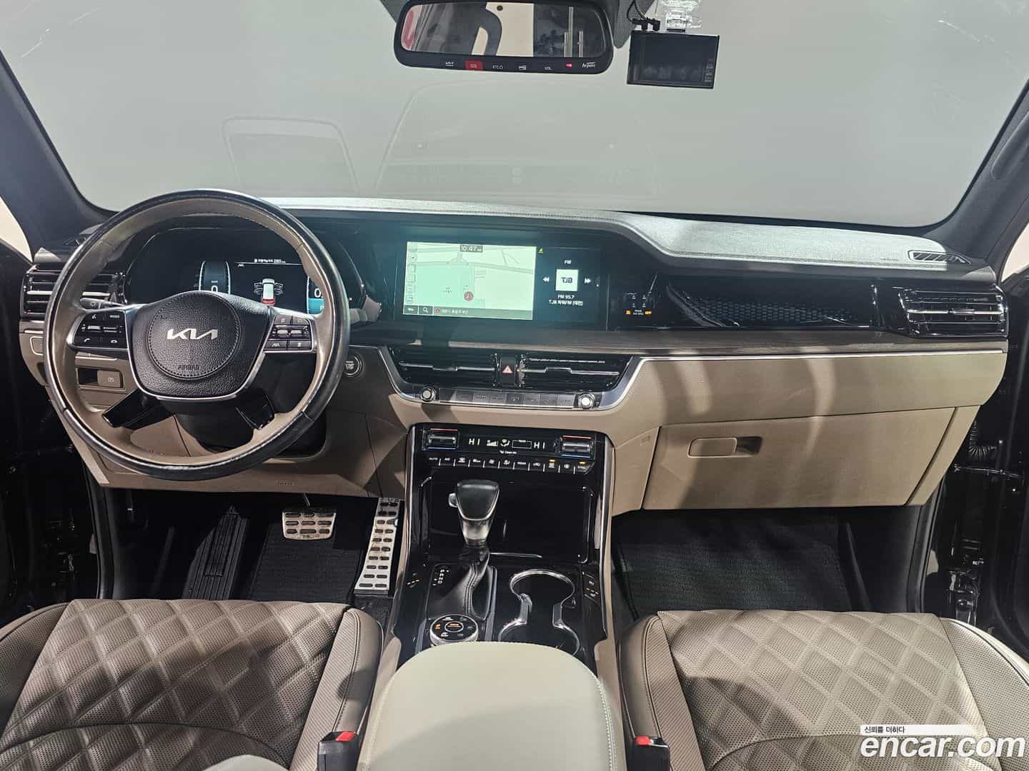 Mohave Kia 2023.4-INNER-007