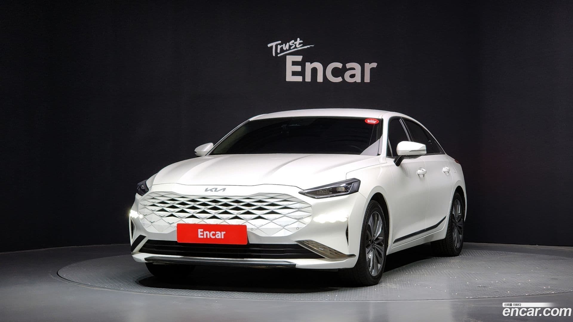 Main__Slider__Photo:K8 Kia 2021.4-0