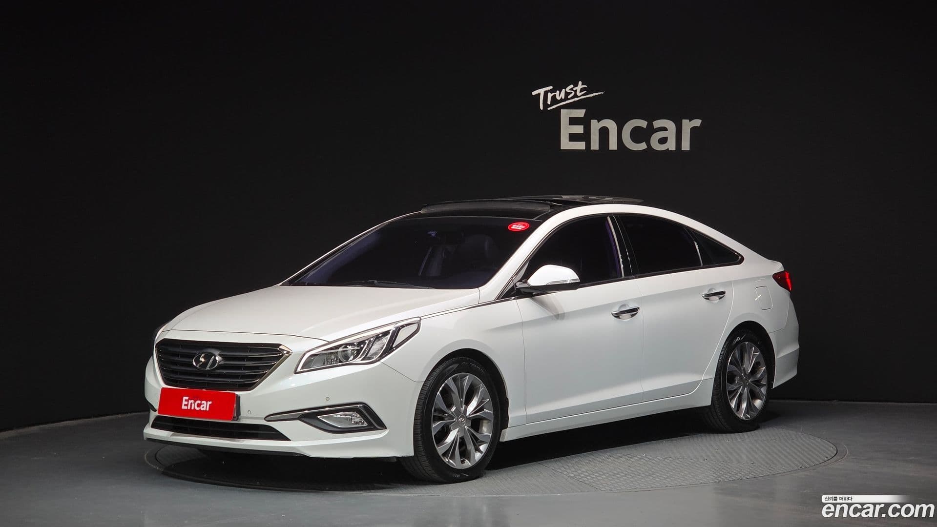 Main__Slider__Photo:Sonata Hyundai 2014.11-0