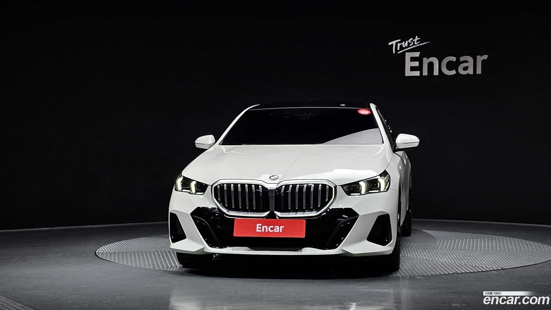 5-Series BMW 2024.7-OUTER-003
