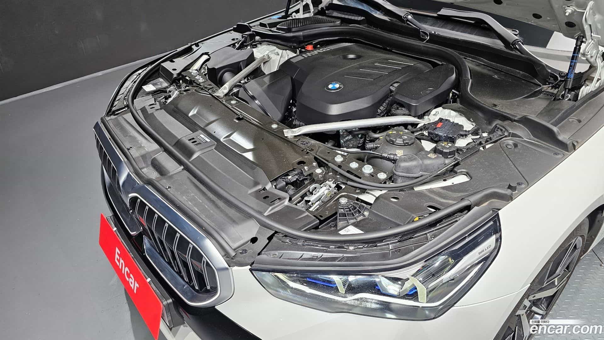 5-Series BMW 2024.7-INNER-006