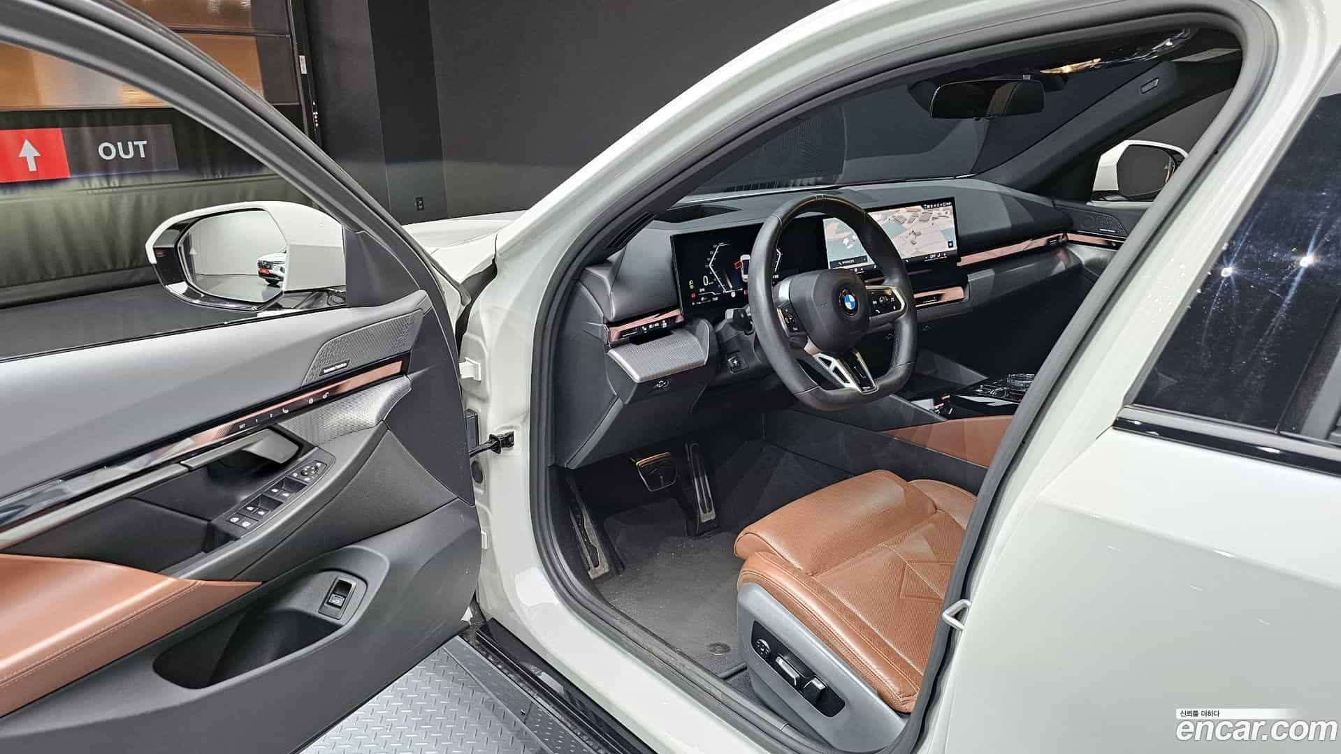 5-Series BMW 2024.7-OPTION-015