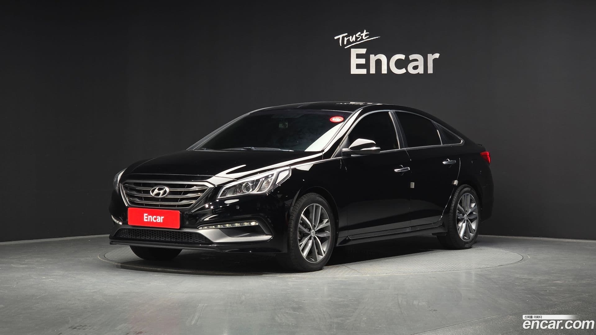 Main__Slider__Photo:Sonata Hyundai 2015.11-0
