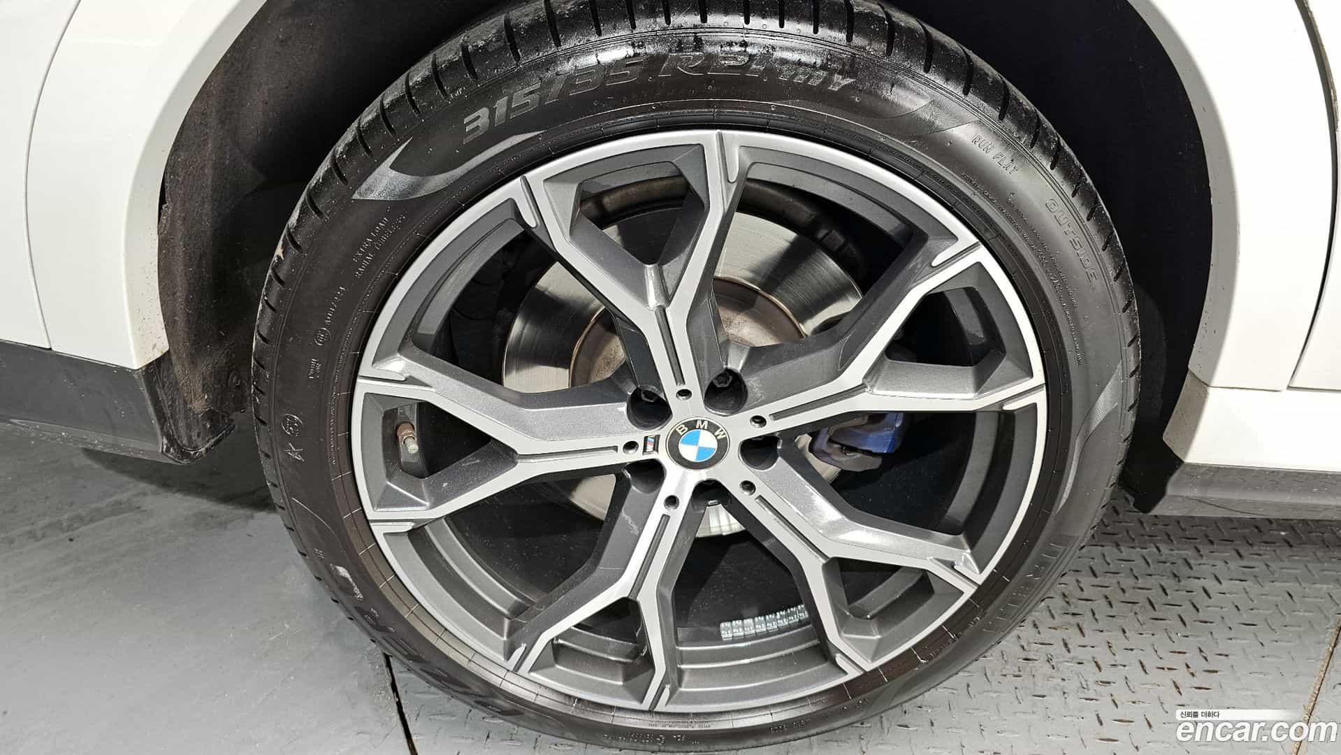 X6 BMW 2020.10-OUTER-005
