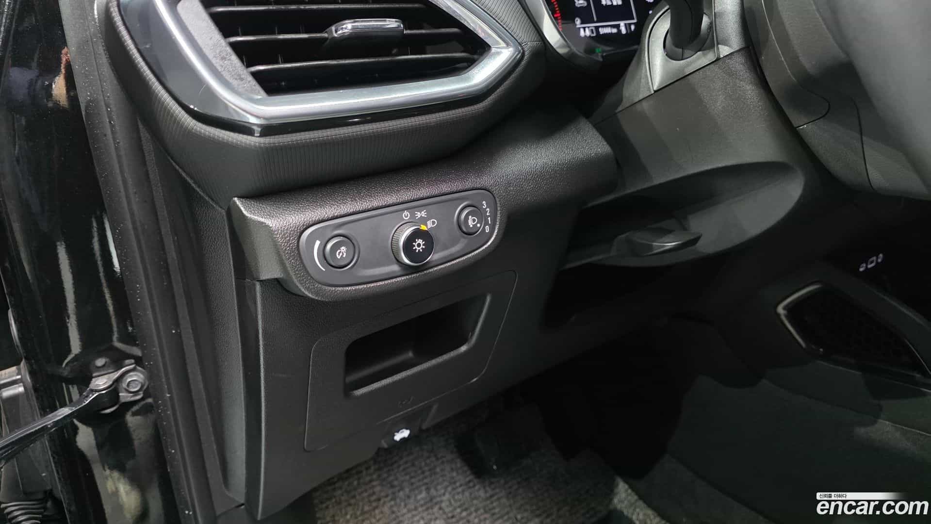 Trailblazer Chevrolet 2020.5-OPTION-018