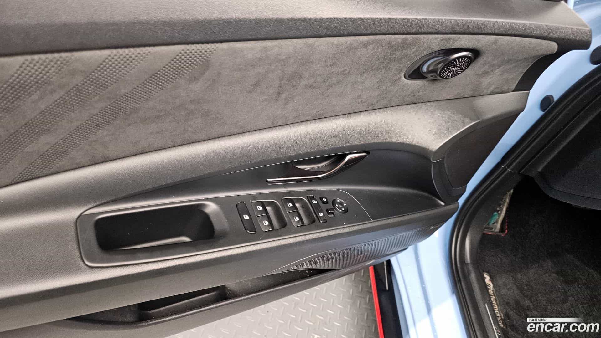 AVANTE Hyundai 2023.0-OPTION-022