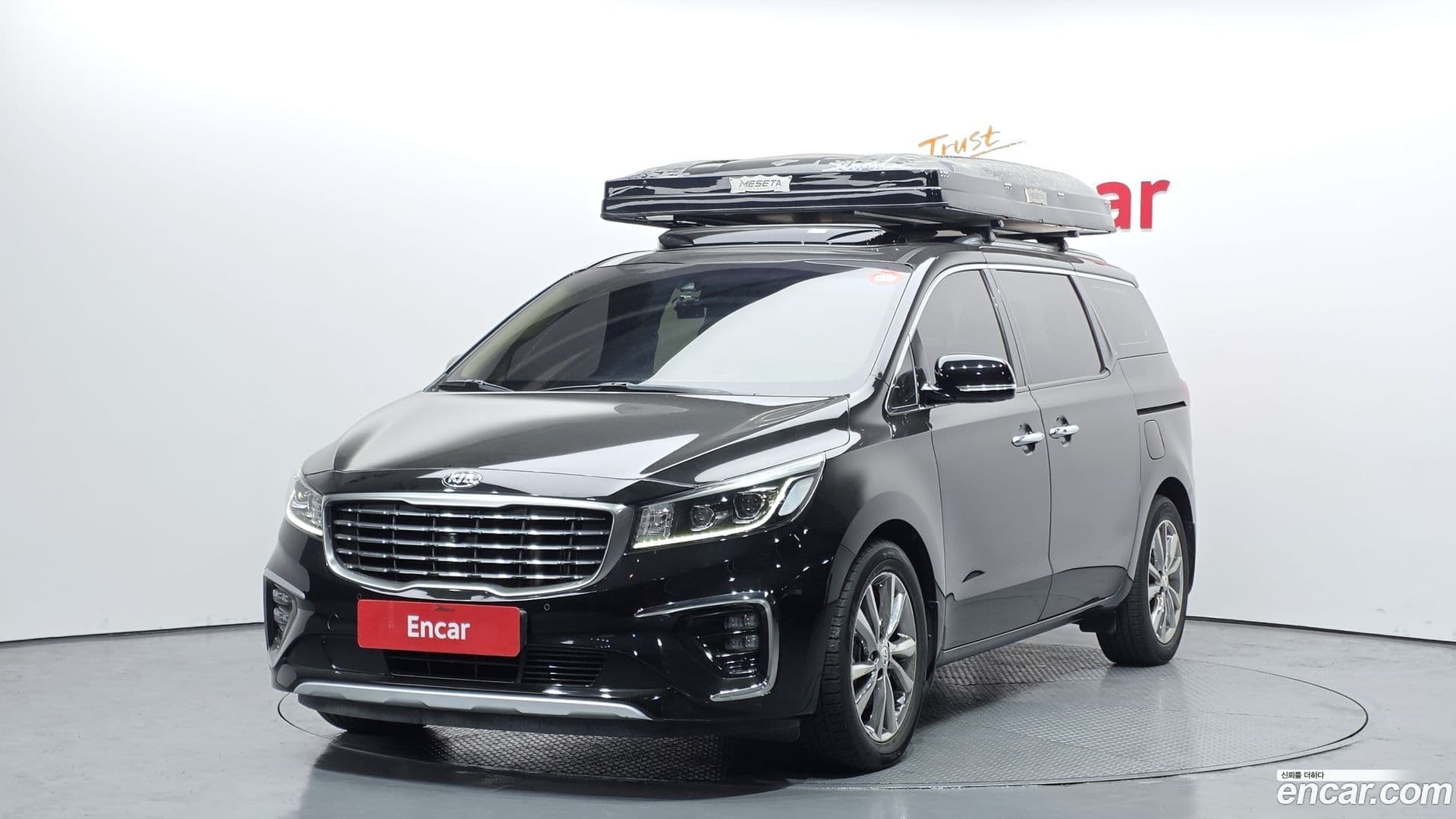 Main__Slider__Photo:Canival Kia 2018.5-0
