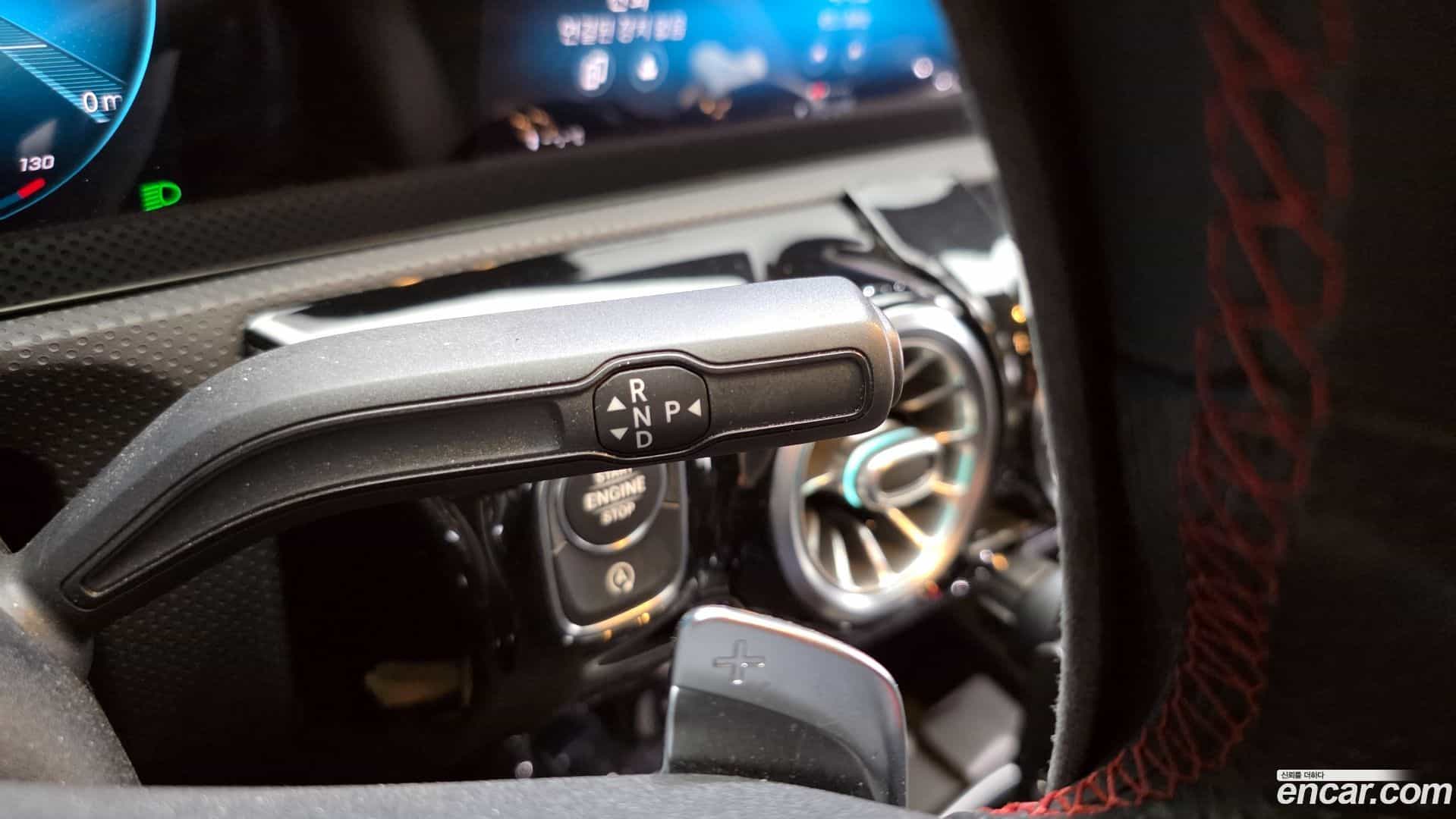 CLA-Class Mercedes-Benz 2020.11-INNER-009