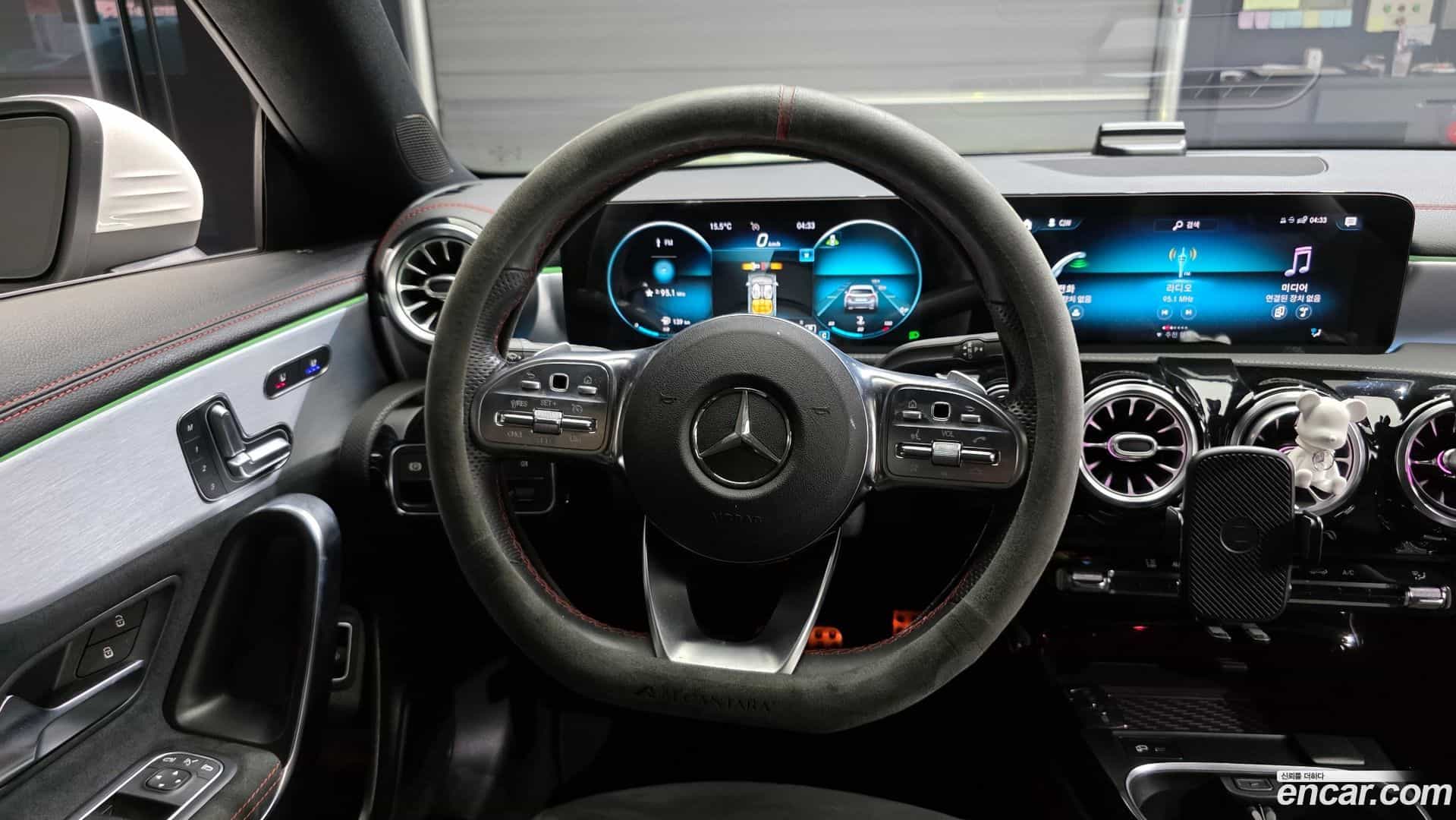 CLA-Class Mercedes-Benz 2020.11-OPTION-017