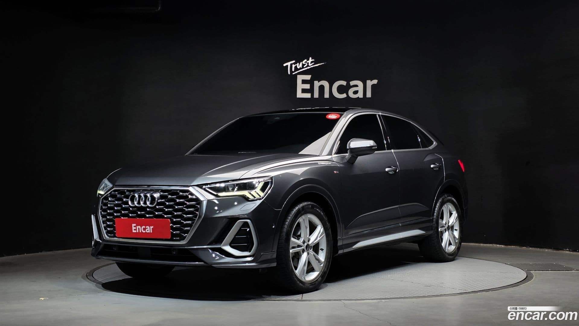 Main__Slider__Photo:Q3 Audi 2023.1-0